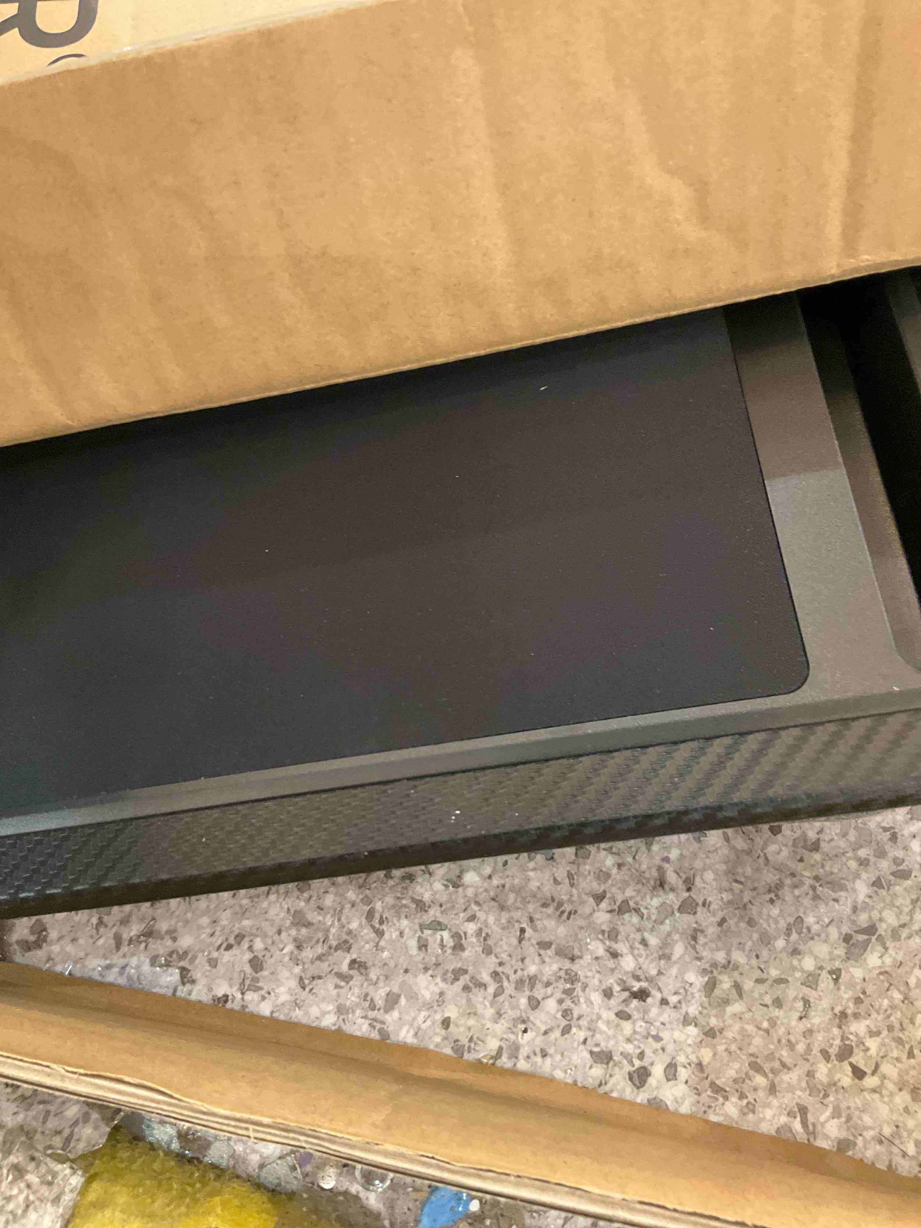 https://s3.amazonaws.com/lotting-images-prod/BargainHunt/EXS01472189_1717782239414.jpeg