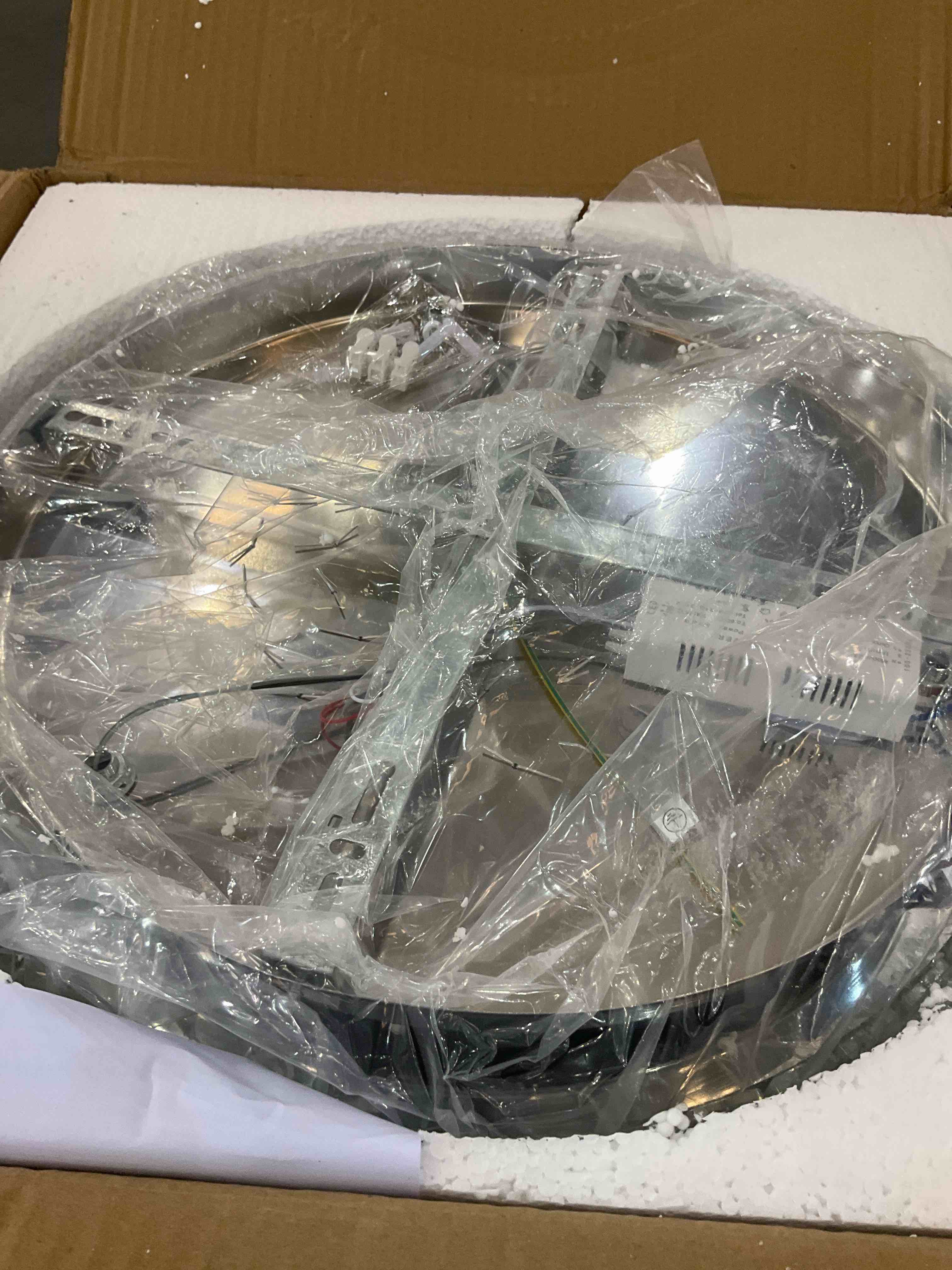 https://s3.amazonaws.com/lotting-images-prod/BargainHunt/EXS01472512_1717781487259.jpeg