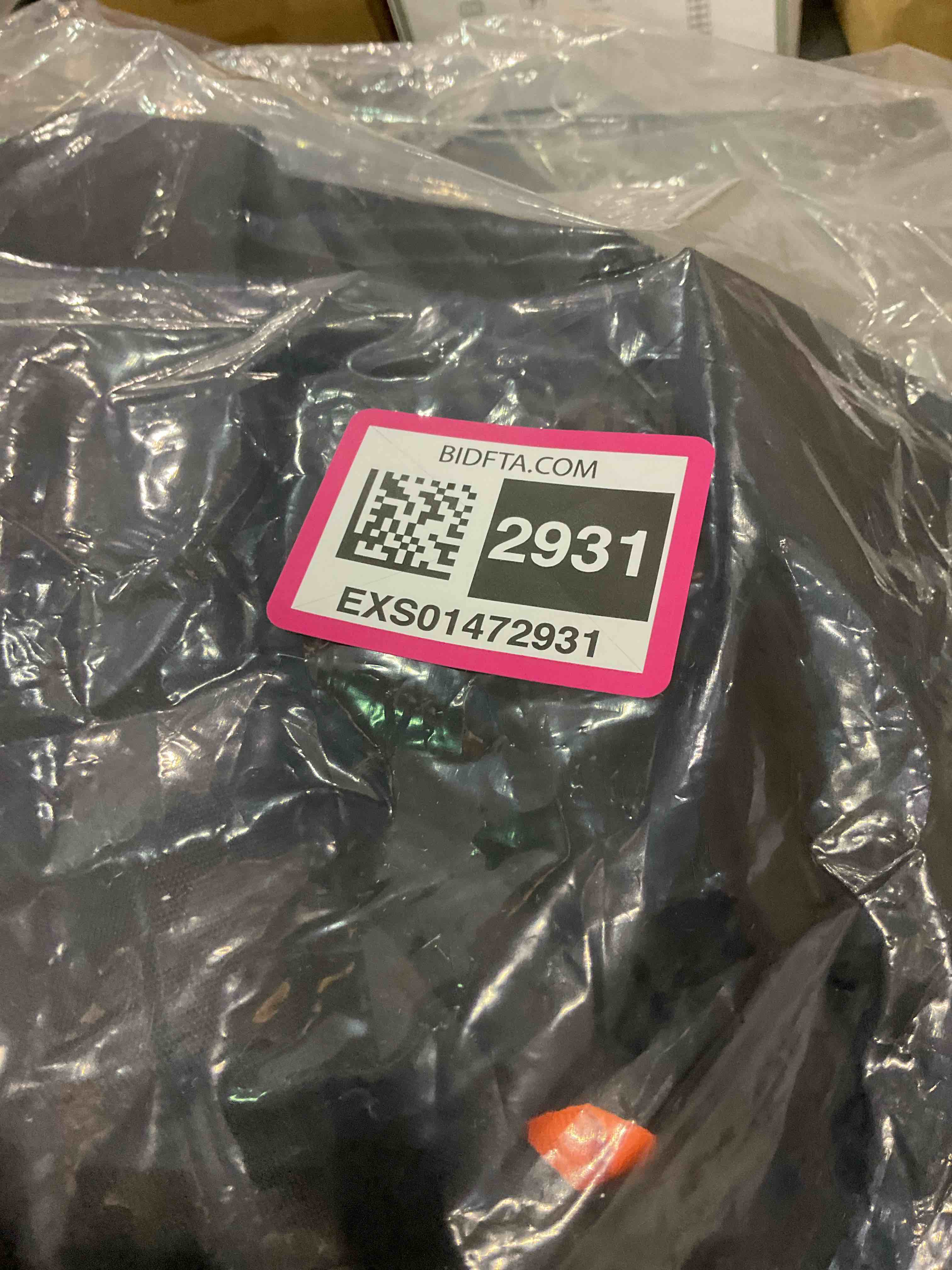 https://s3.amazonaws.com/lotting-images-prod/BargainHunt/EXS01472931_1718279857900.jpeg