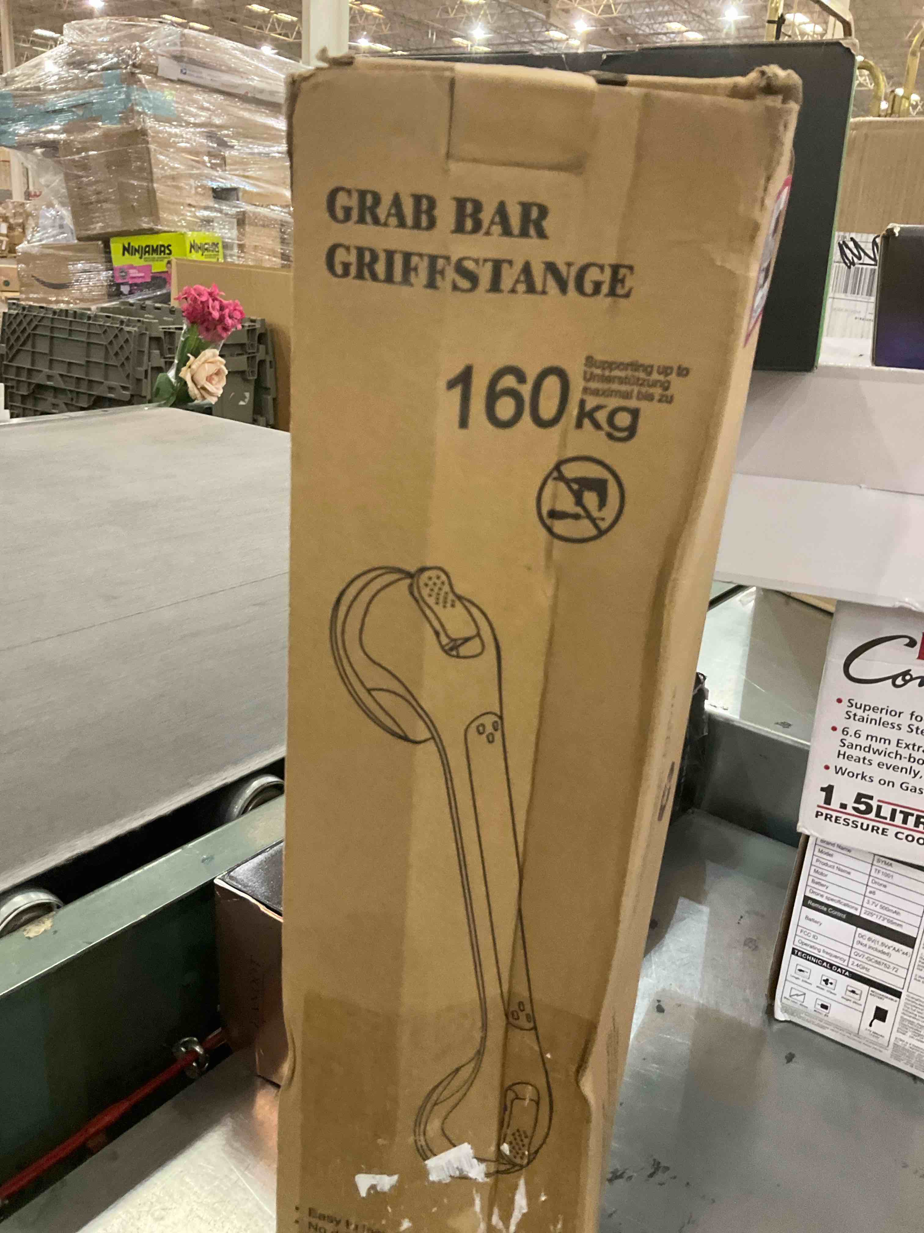 https://s3.amazonaws.com/lotting-images-prod/BargainHunt/EXS01473296_1719241456842.jpeg
