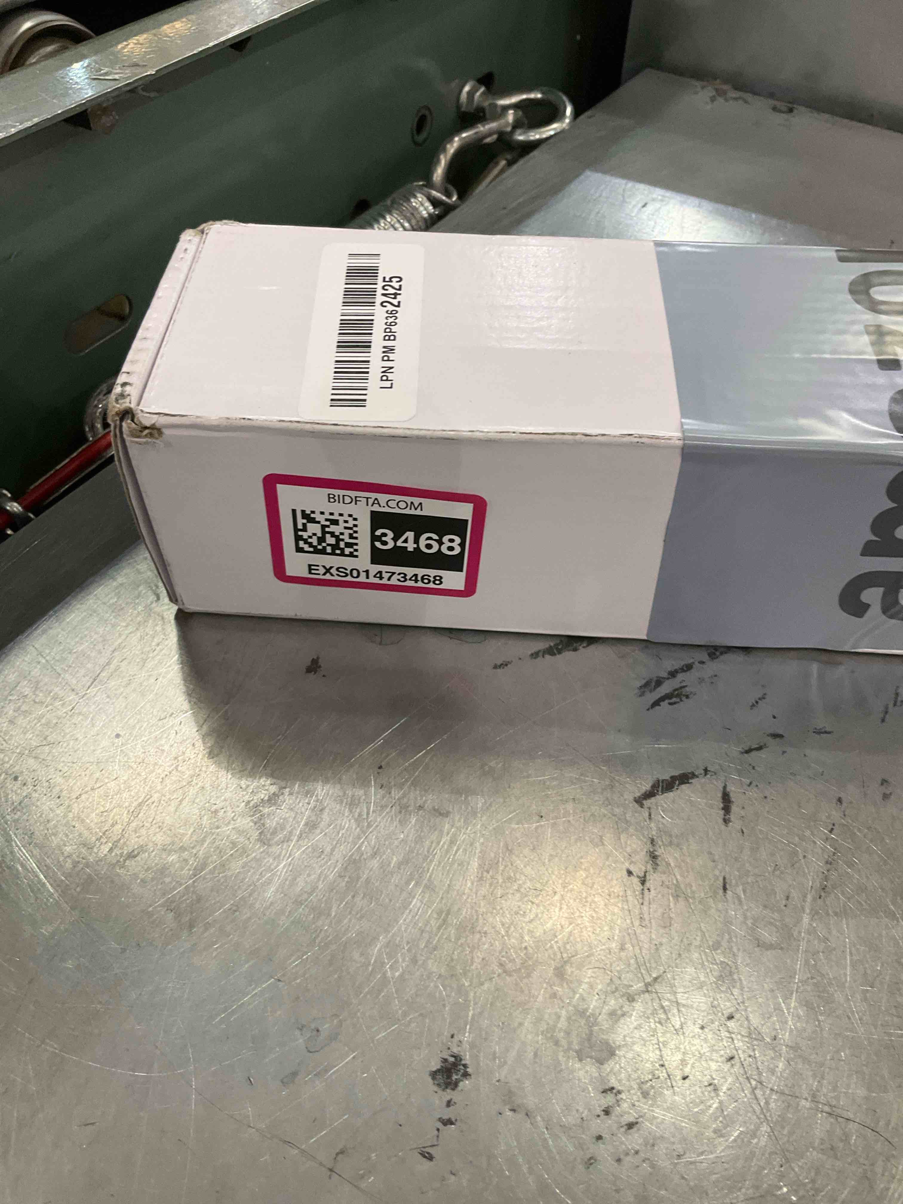 https://s3.amazonaws.com/lotting-images-prod/BargainHunt/EXS01473468_1719329353198.jpeg