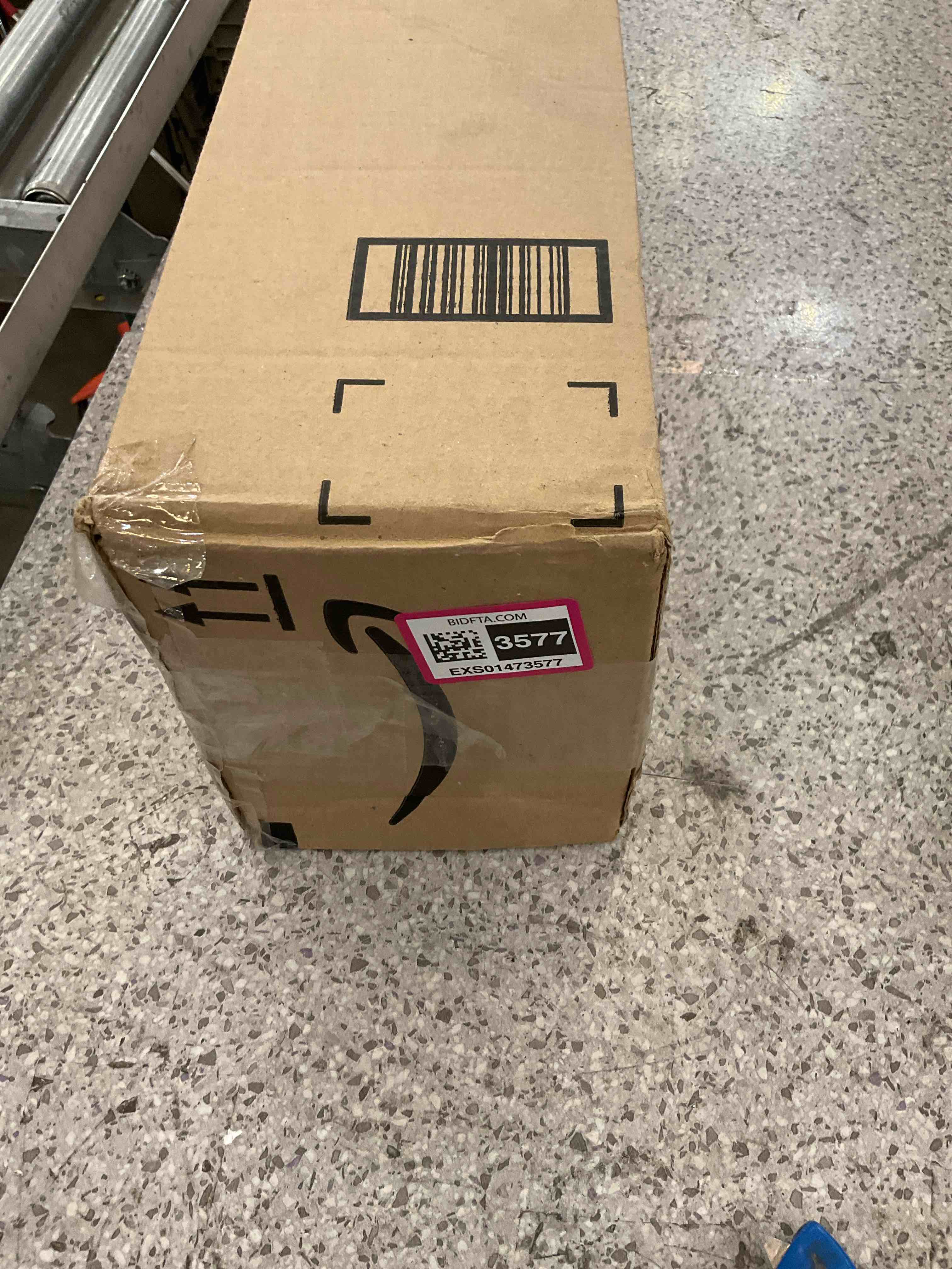 https://s3.amazonaws.com/lotting-images-prod/BargainHunt/EXS01473577_1718299281937.jpeg