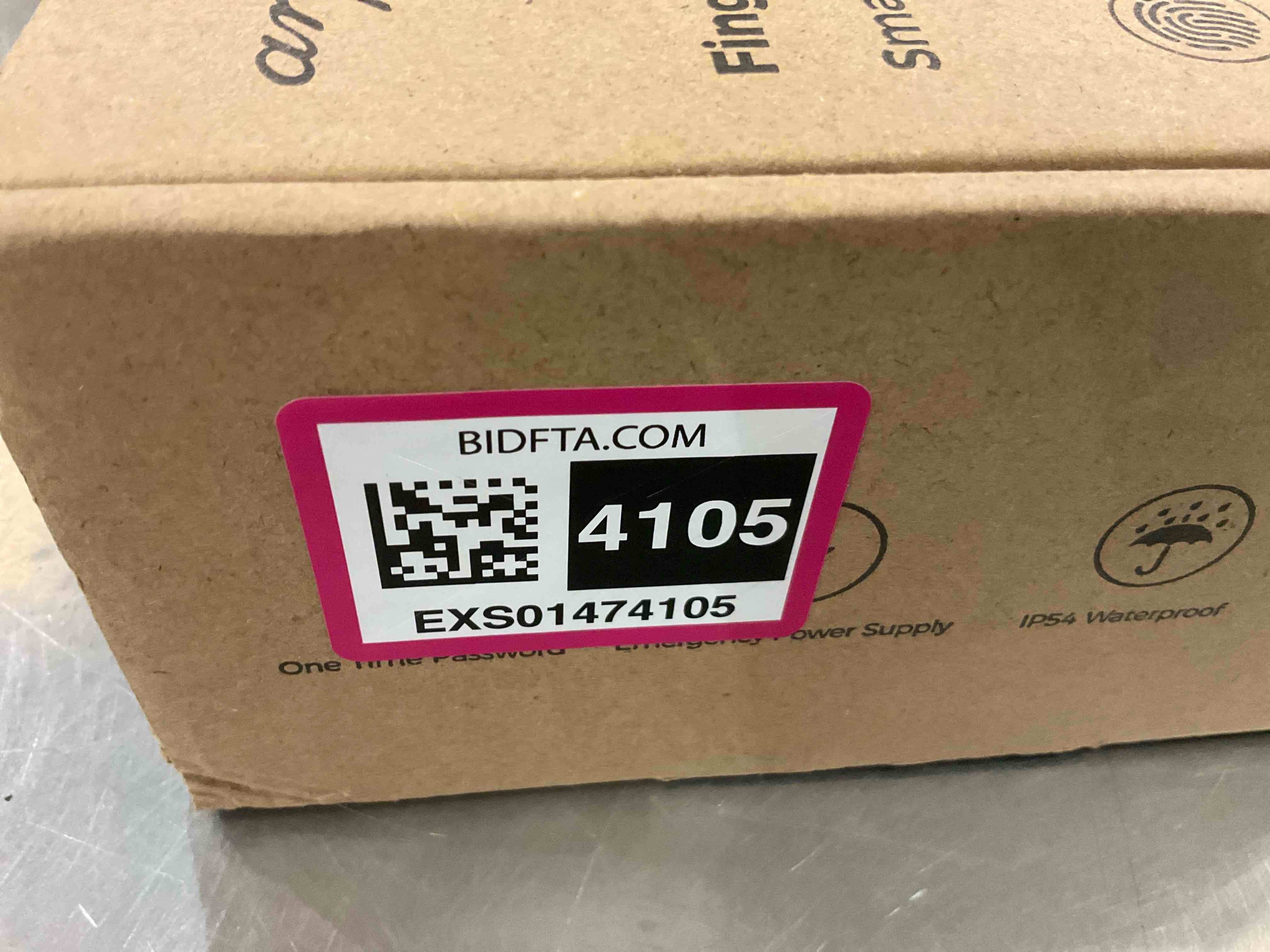 https://s3.amazonaws.com/lotting-images-prod/BargainHunt/EXS01474105_1718806585652.jpeg