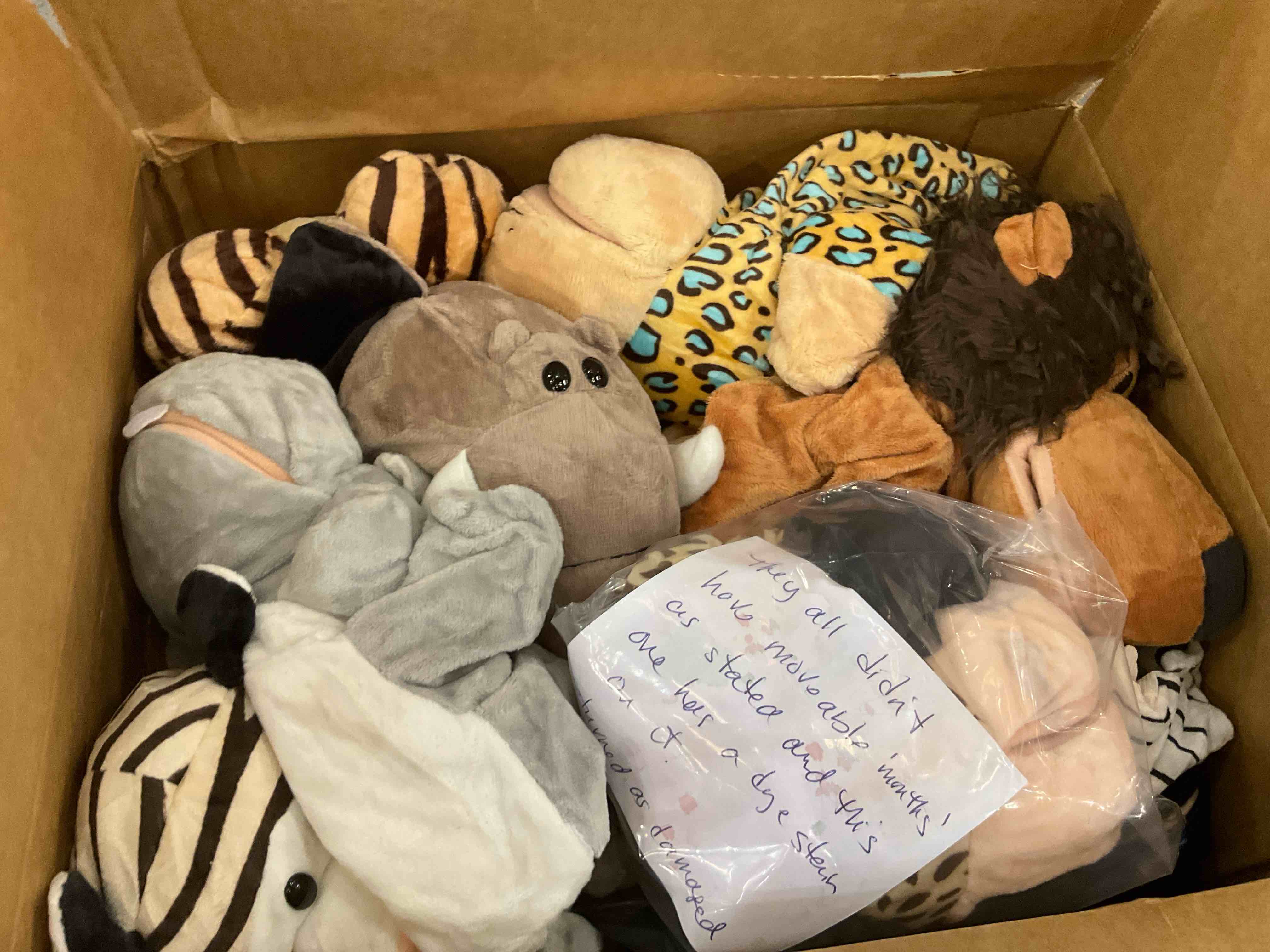 https://s3.amazonaws.com/lotting-images-prod/BargainHunt/EXS01474143_1718811717528.jpeg