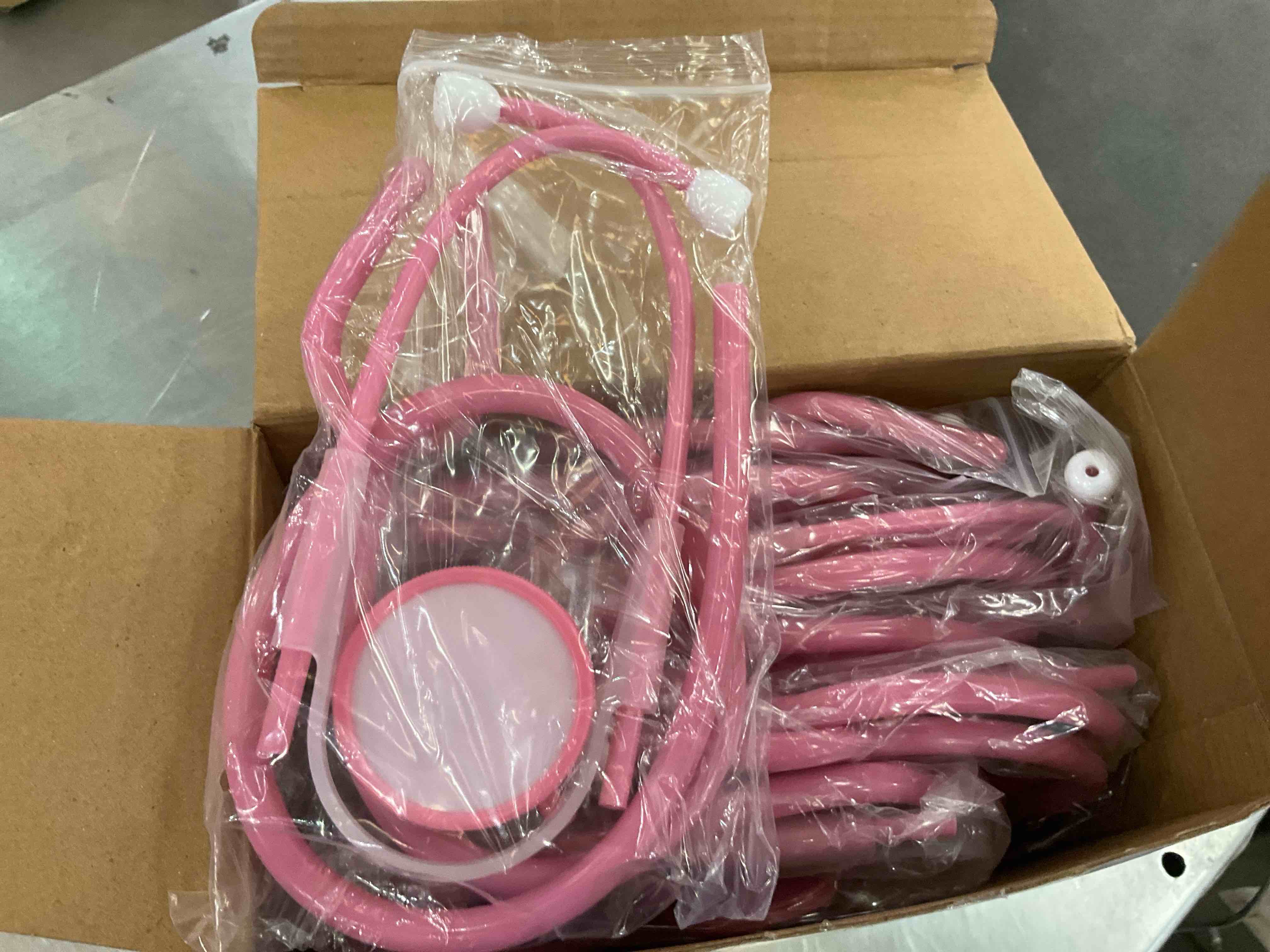 https://s3.amazonaws.com/lotting-images-prod/BargainHunt/EXS01474284_1718894935181.jpeg