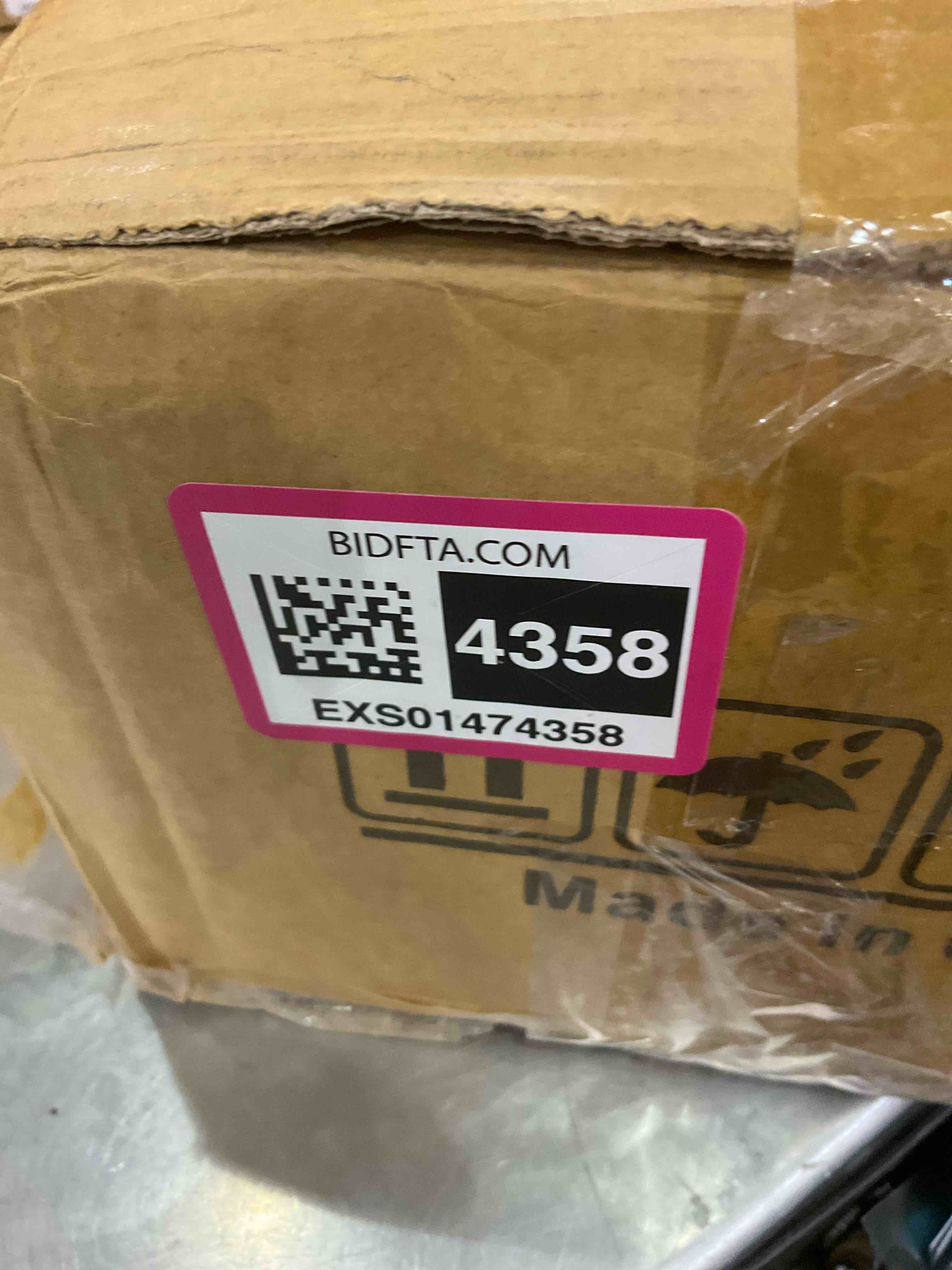 https://s3.amazonaws.com/lotting-images-prod/BargainHunt/EXS01474358_1718909582923.jpeg