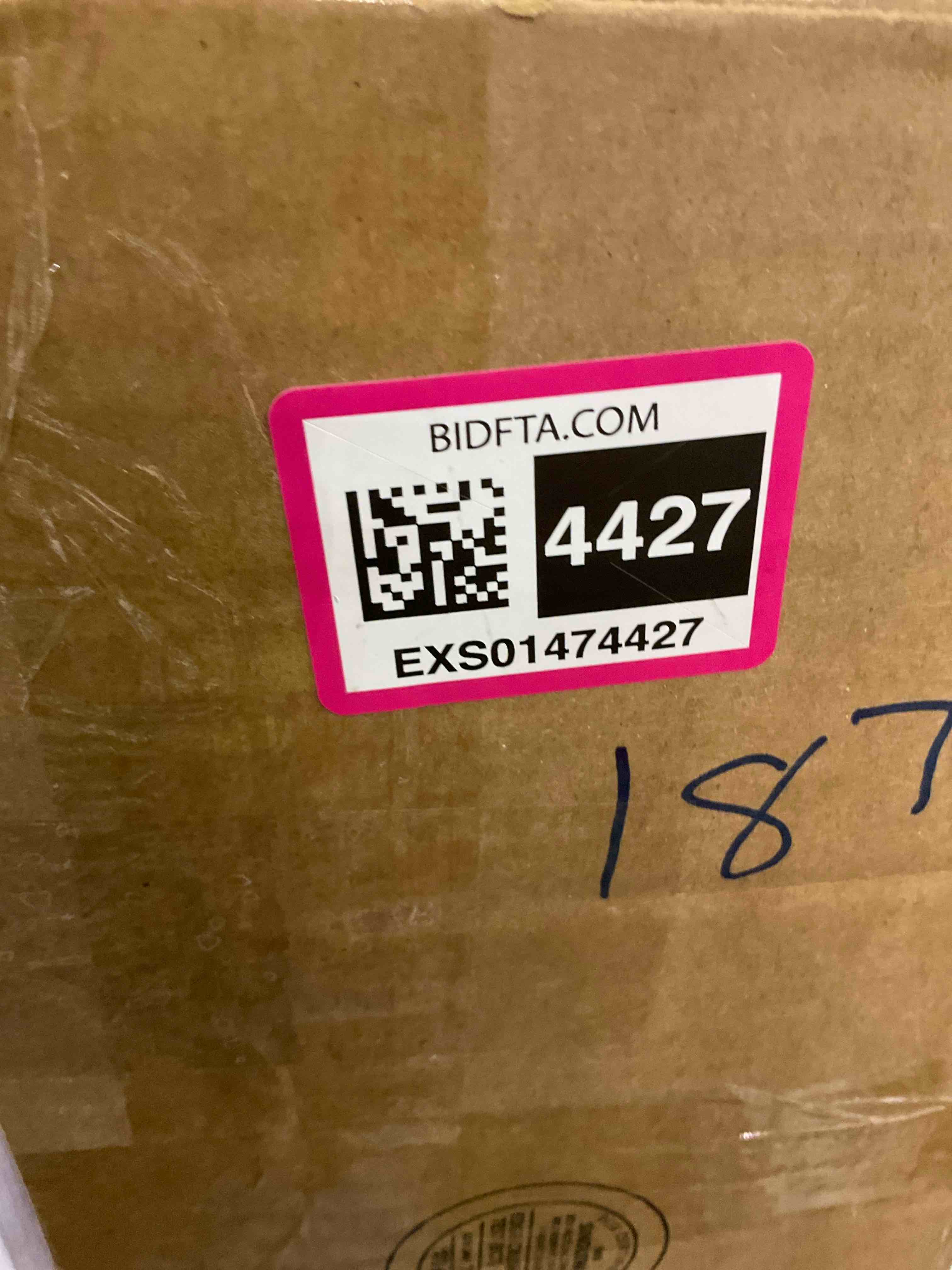 https://s3.amazonaws.com/lotting-images-prod/BargainHunt/EXS01474427_1718977128986.jpeg