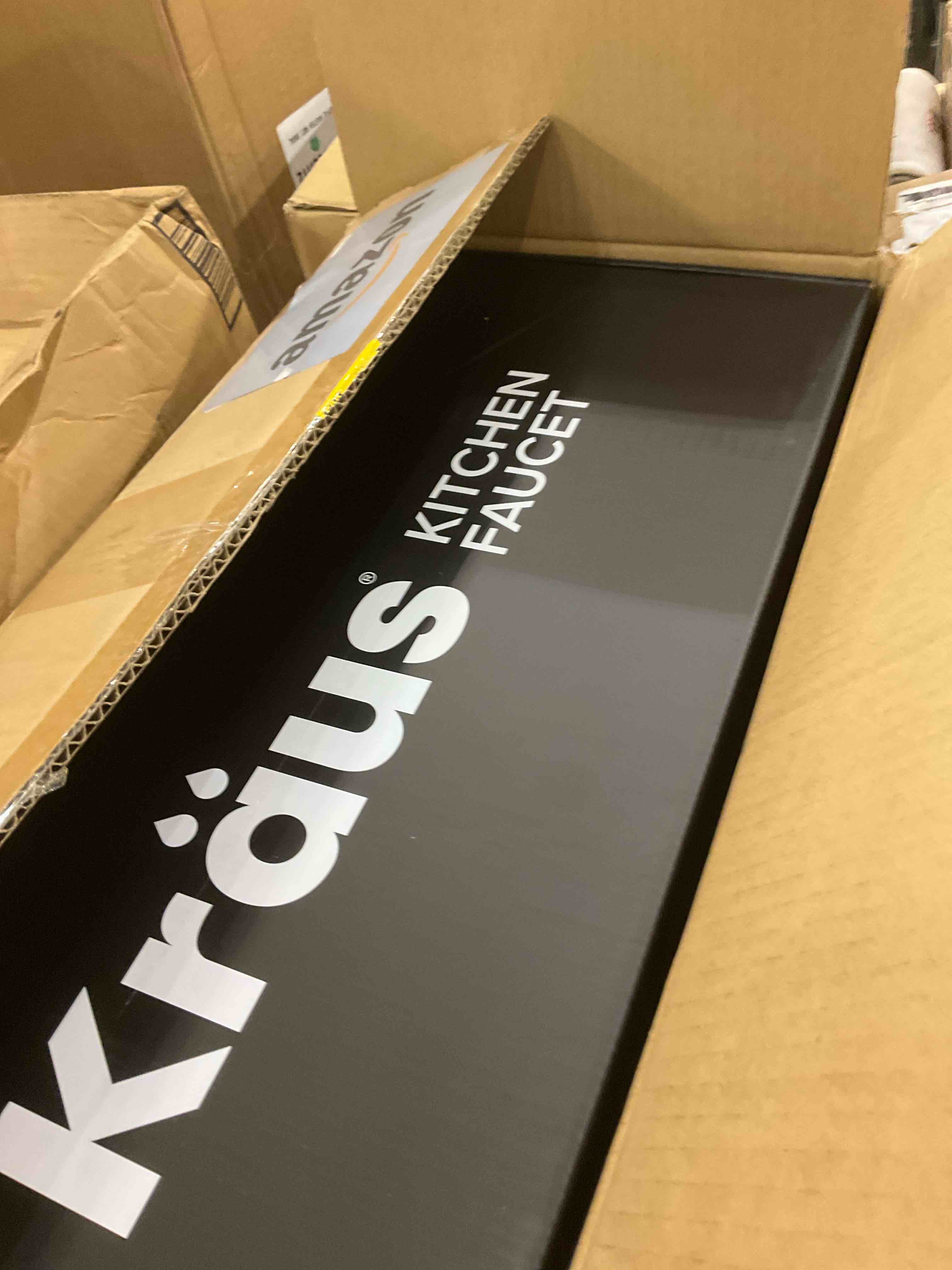 https://s3.amazonaws.com/lotting-images-prod/BargainHunt/EXS01474674_1718890495817.jpeg