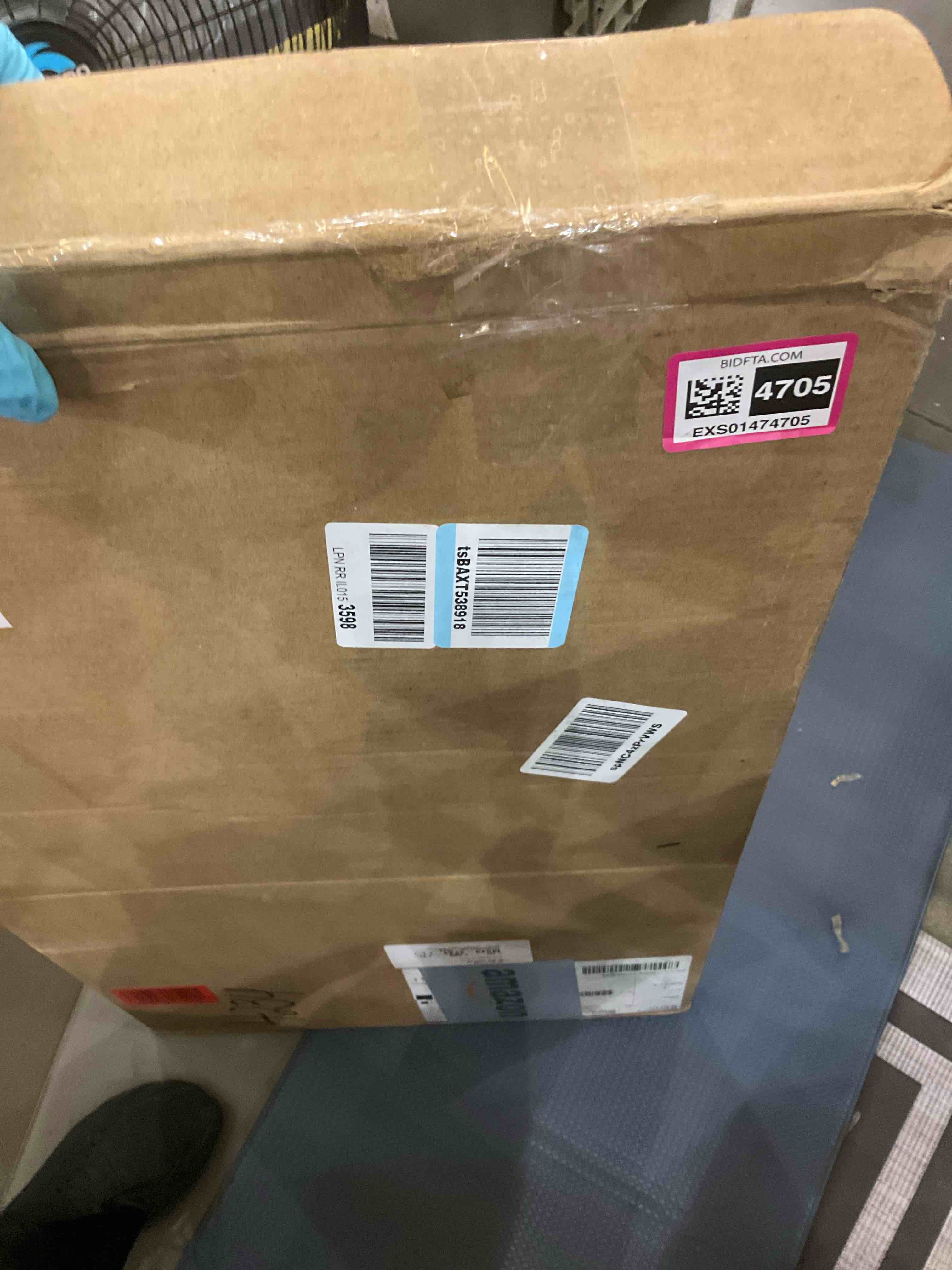https://s3.amazonaws.com/lotting-images-prod/BargainHunt/EXS01474705_1718894353129.jpeg