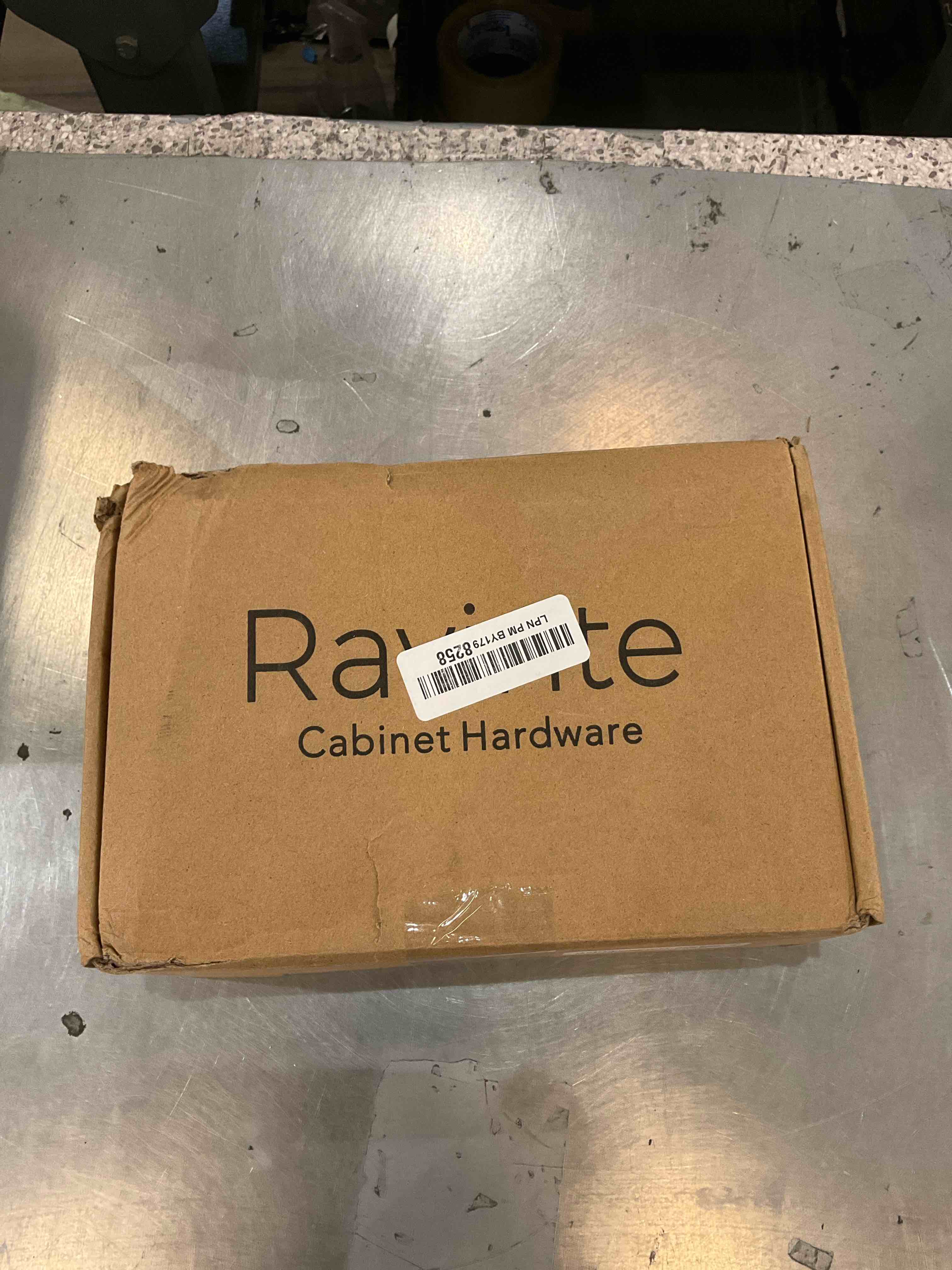 https://s3.amazonaws.com/lotting-images-prod/BargainHunt/EXS01475403_1718127887944.jpeg