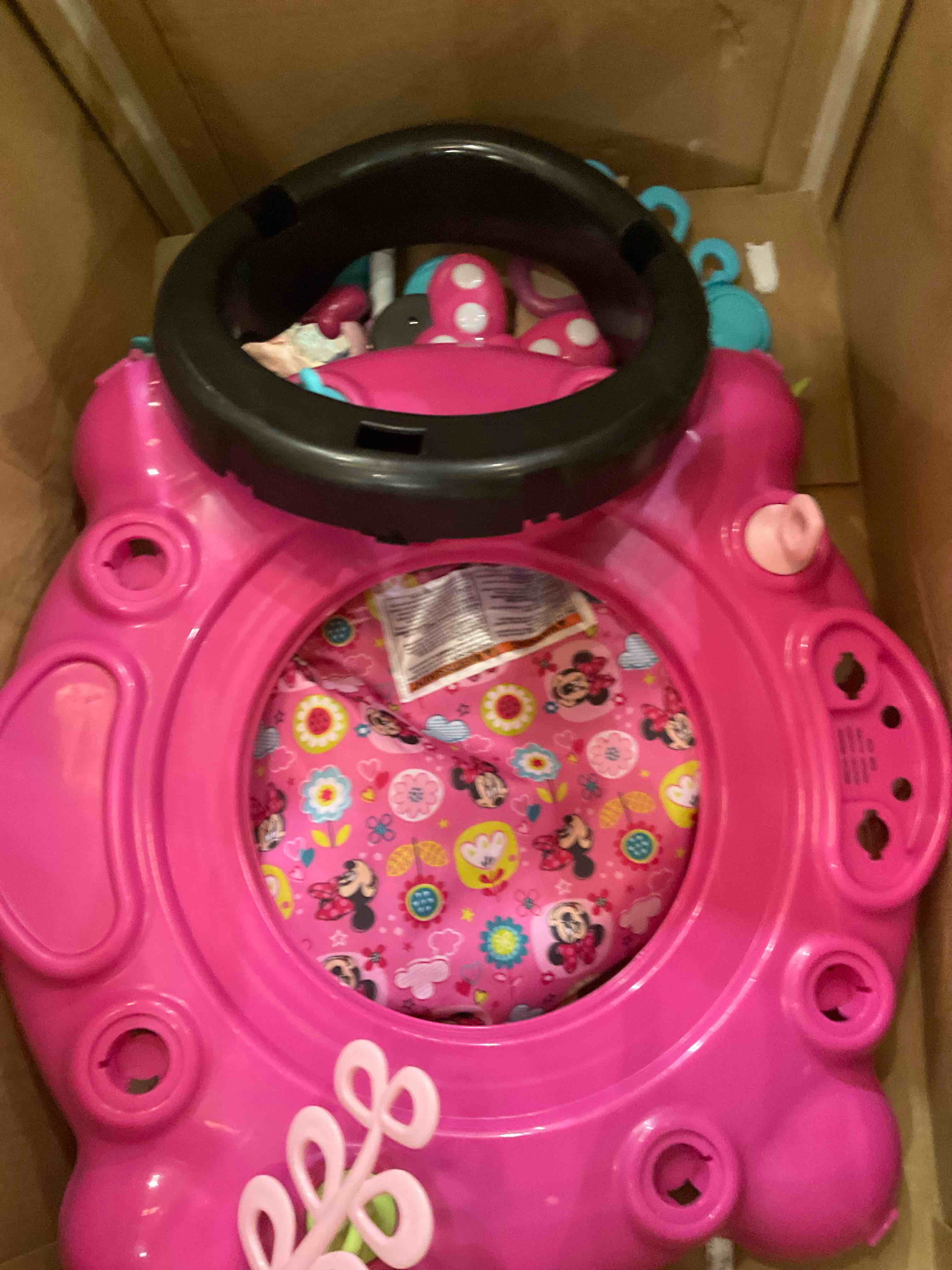 https://s3.amazonaws.com/lotting-images-prod/BargainHunt/EXS01475722_1718219415252.jpeg