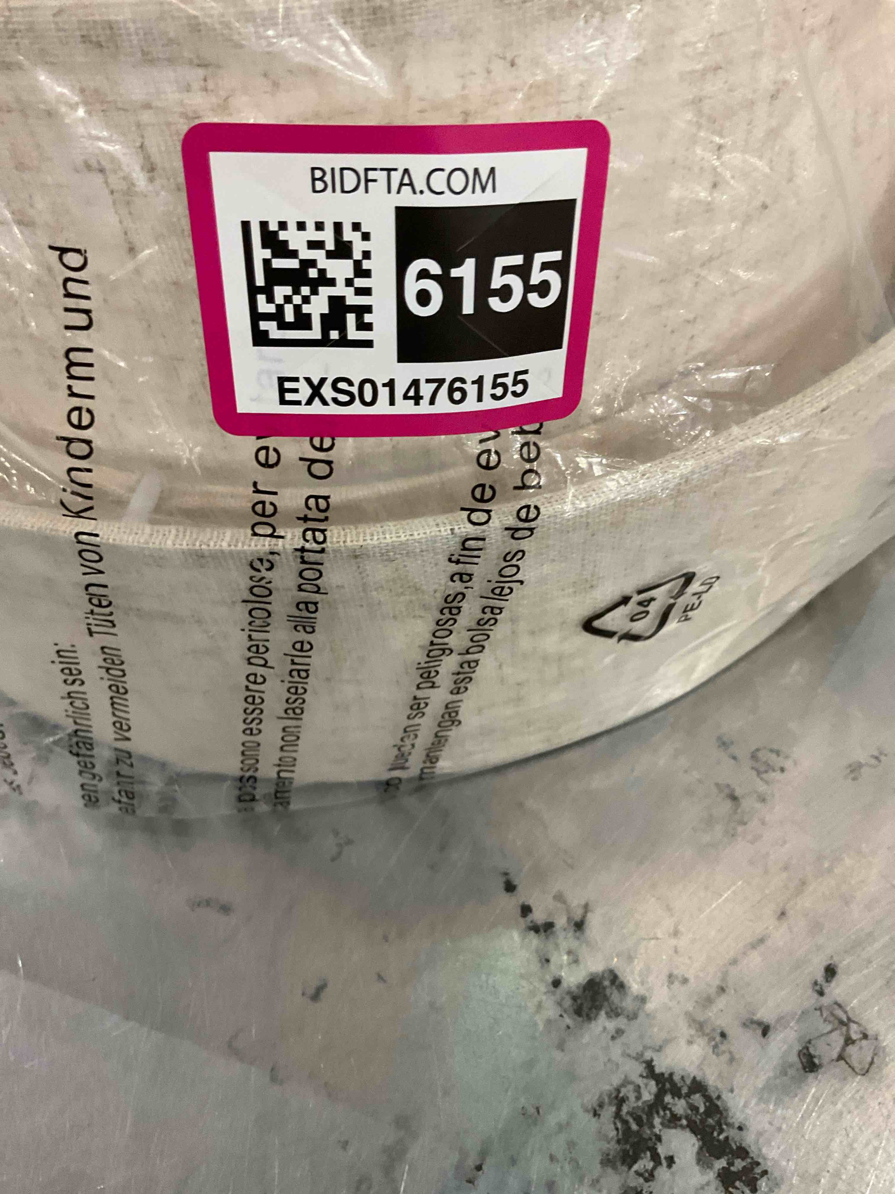 https://s3.amazonaws.com/lotting-images-prod/BargainHunt/EXS01476155_1718377387702.jpeg