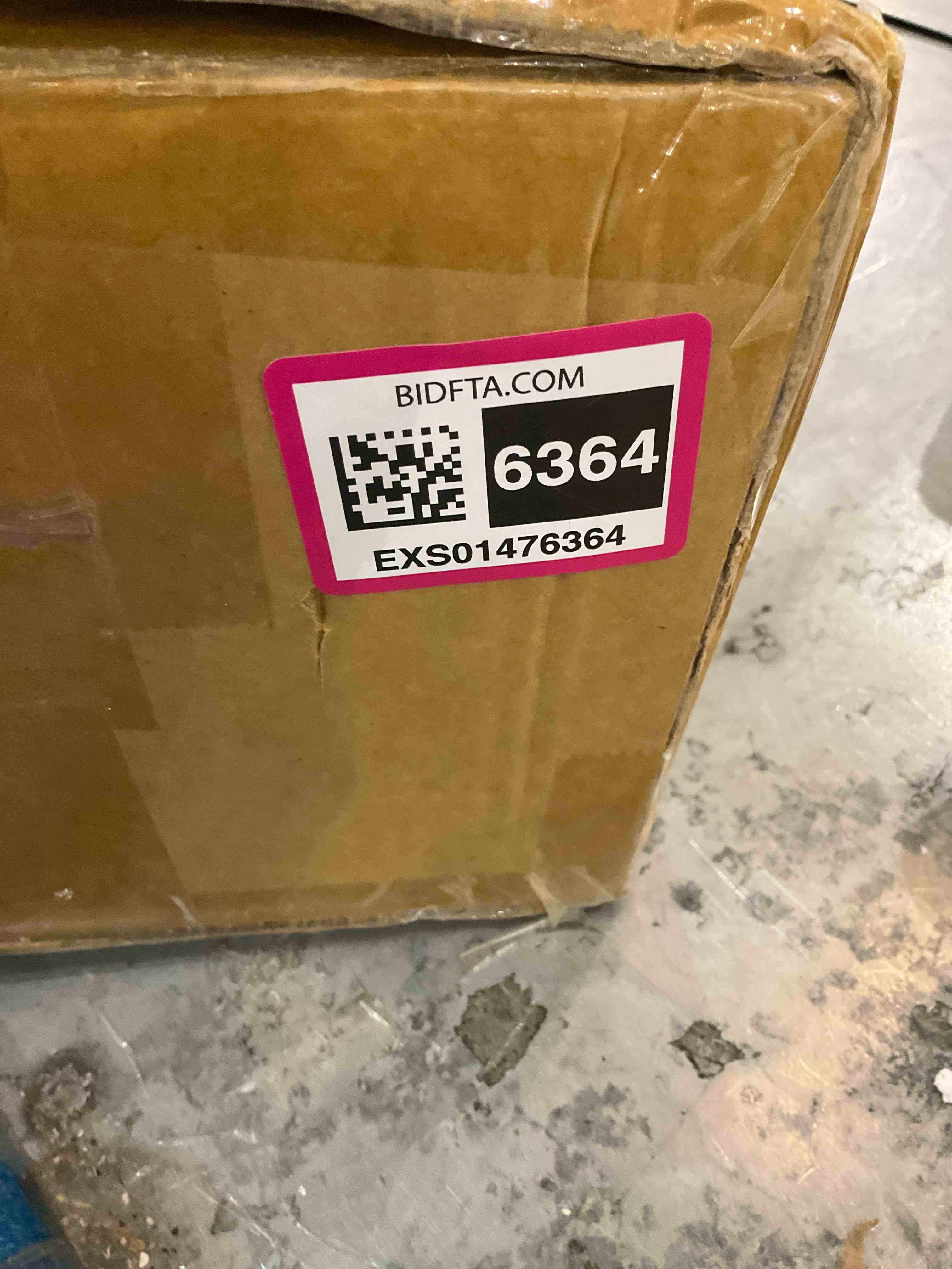 https://s3.amazonaws.com/lotting-images-prod/BargainHunt/EXS01476364_1718723182363.jpeg