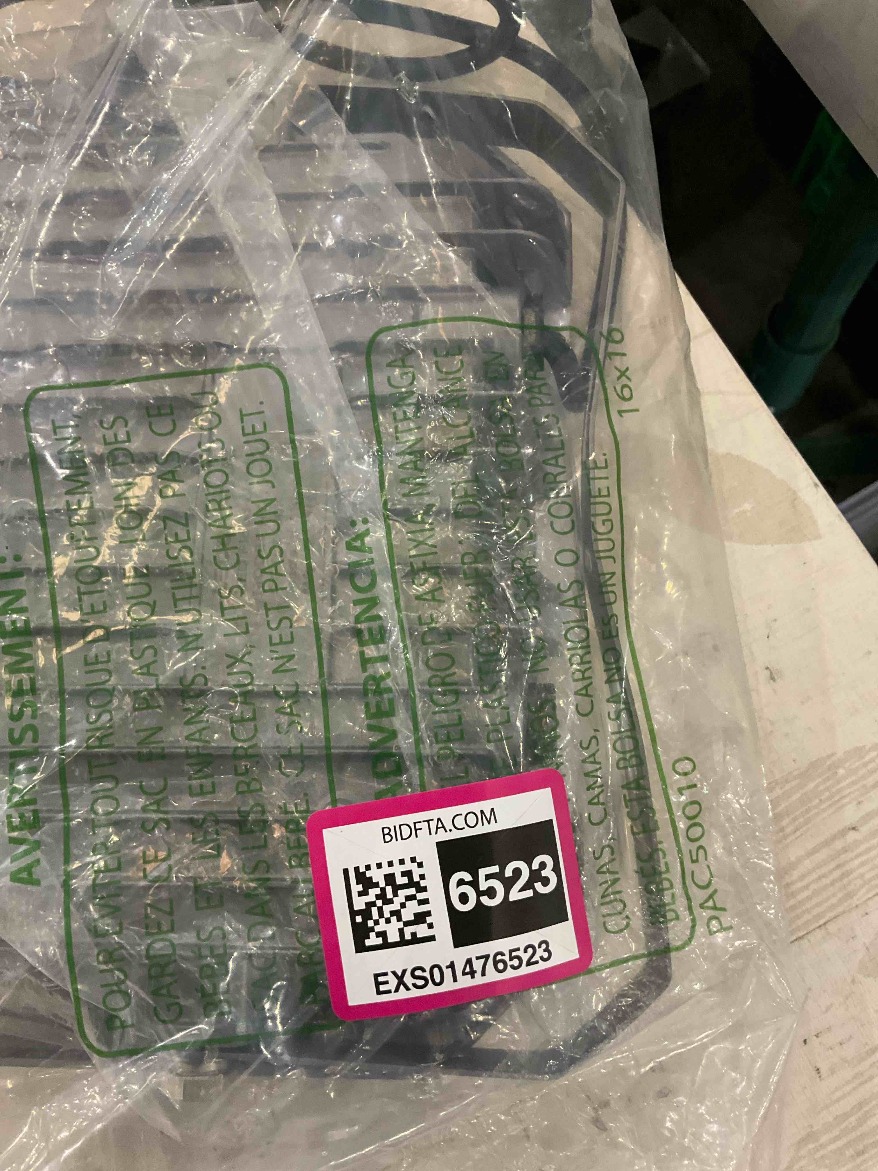 https://s3.amazonaws.com/lotting-images-prod/BargainHunt/EXS01476523_1718283209560.jpeg