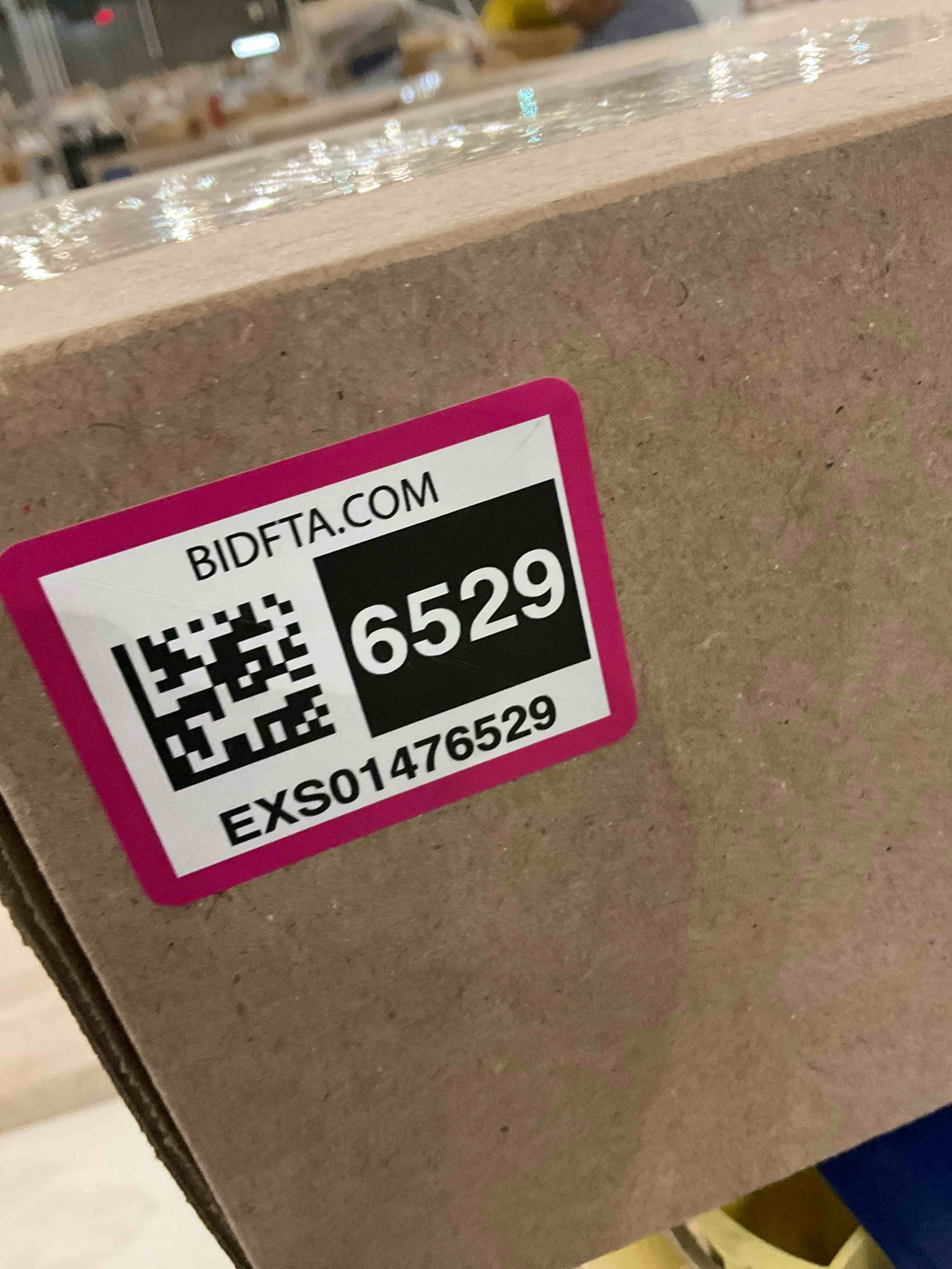 https://s3.amazonaws.com/lotting-images-prod/BargainHunt/EXS01476529_1718285284211.jpeg