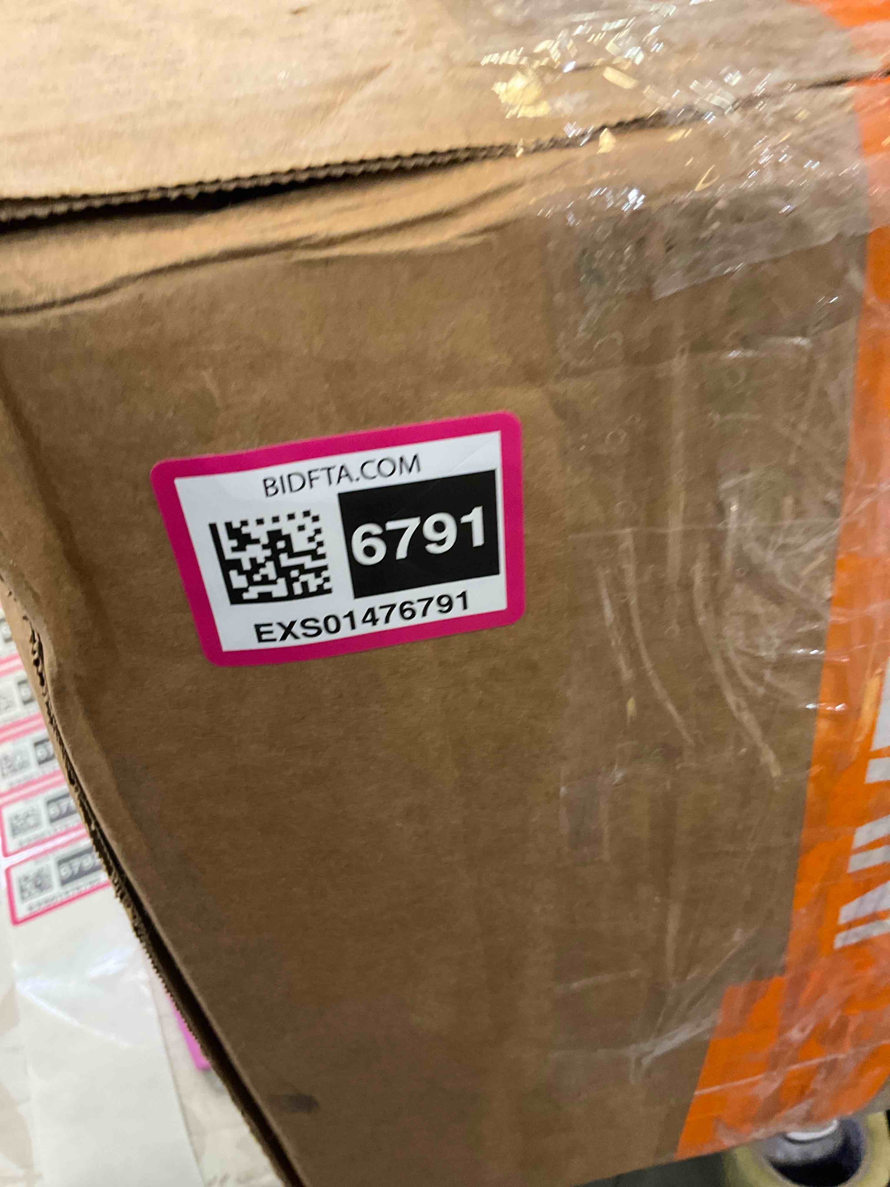 https://s3.amazonaws.com/lotting-images-prod/BargainHunt/EXS01476791_1718378205615.jpeg