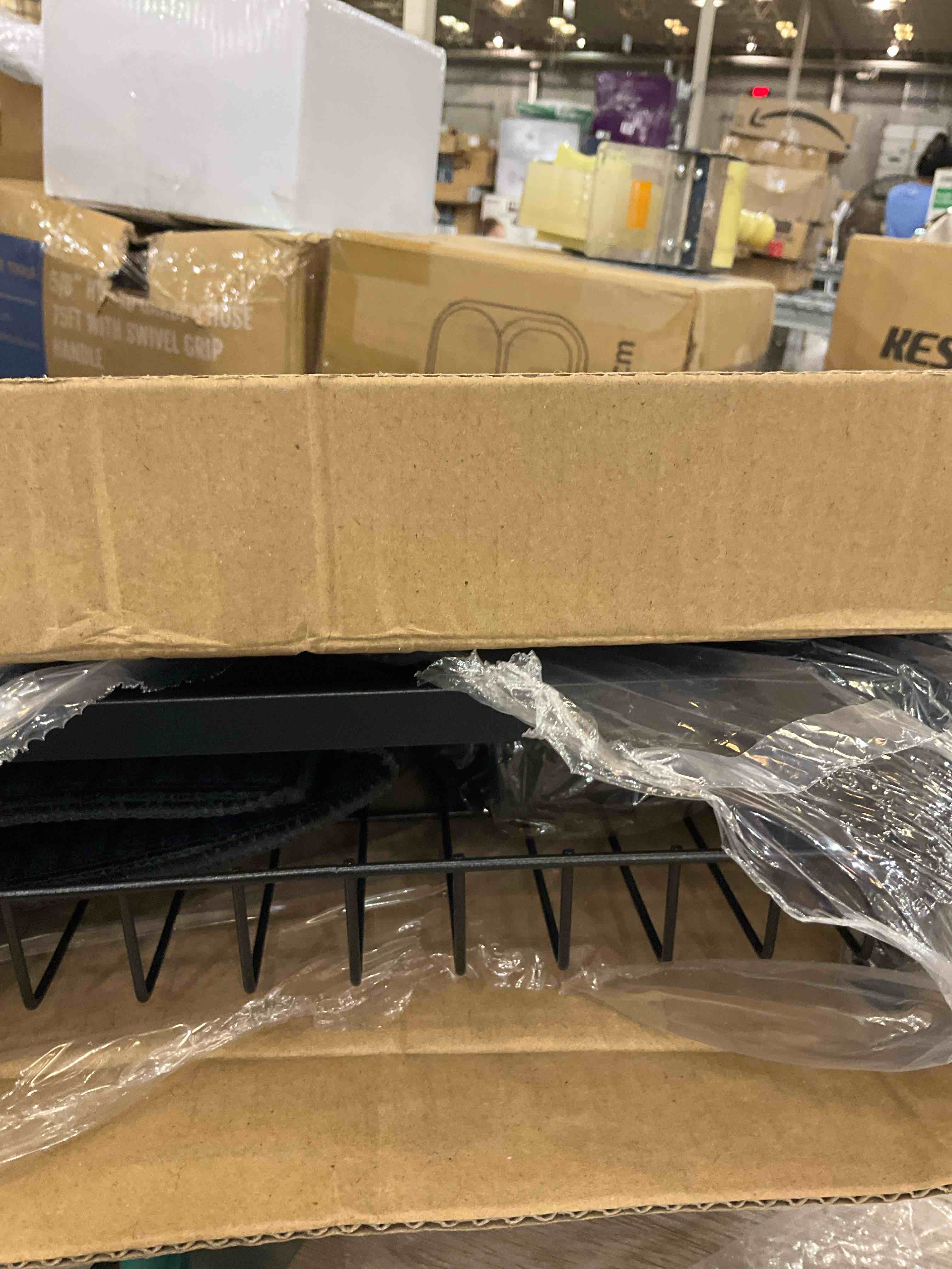 https://s3.amazonaws.com/lotting-images-prod/BargainHunt/EXS01477160_1718371705011.jpeg