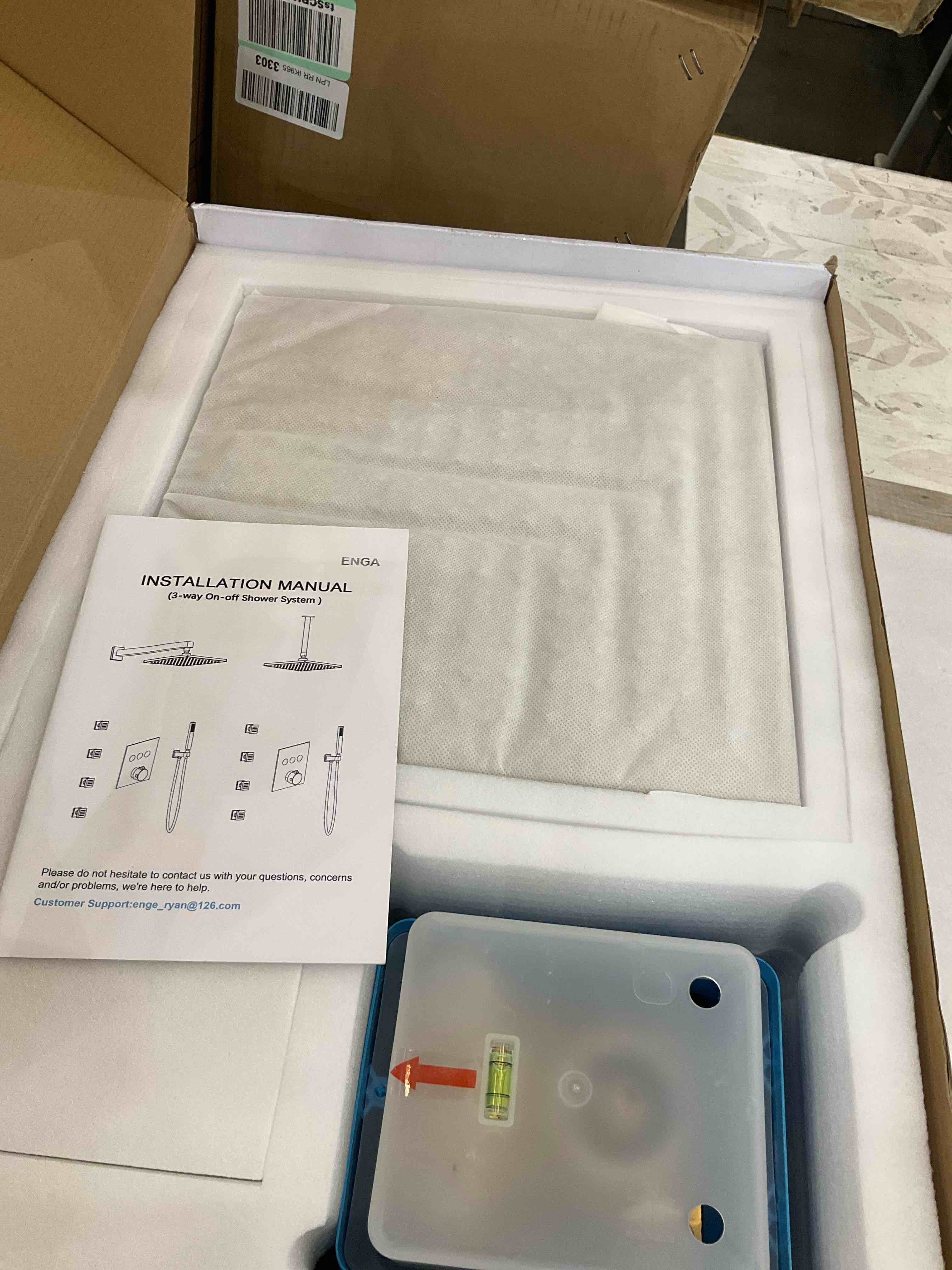https://s3.amazonaws.com/lotting-images-prod/BargainHunt/EXS01477284_1718632594165.jpeg