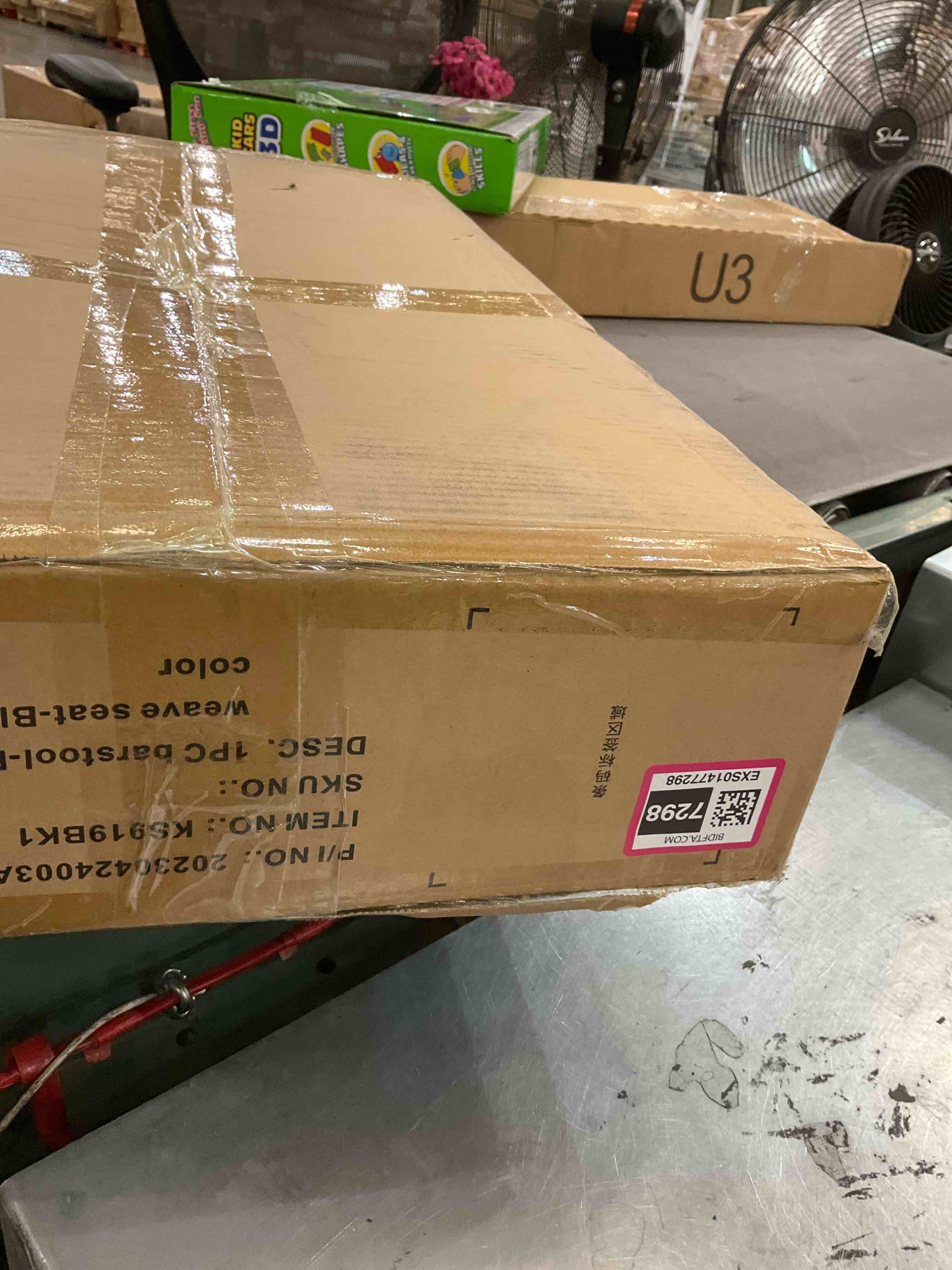 https://s3.amazonaws.com/lotting-images-prod/BargainHunt/EXS01477298_1719939858995.jpeg
