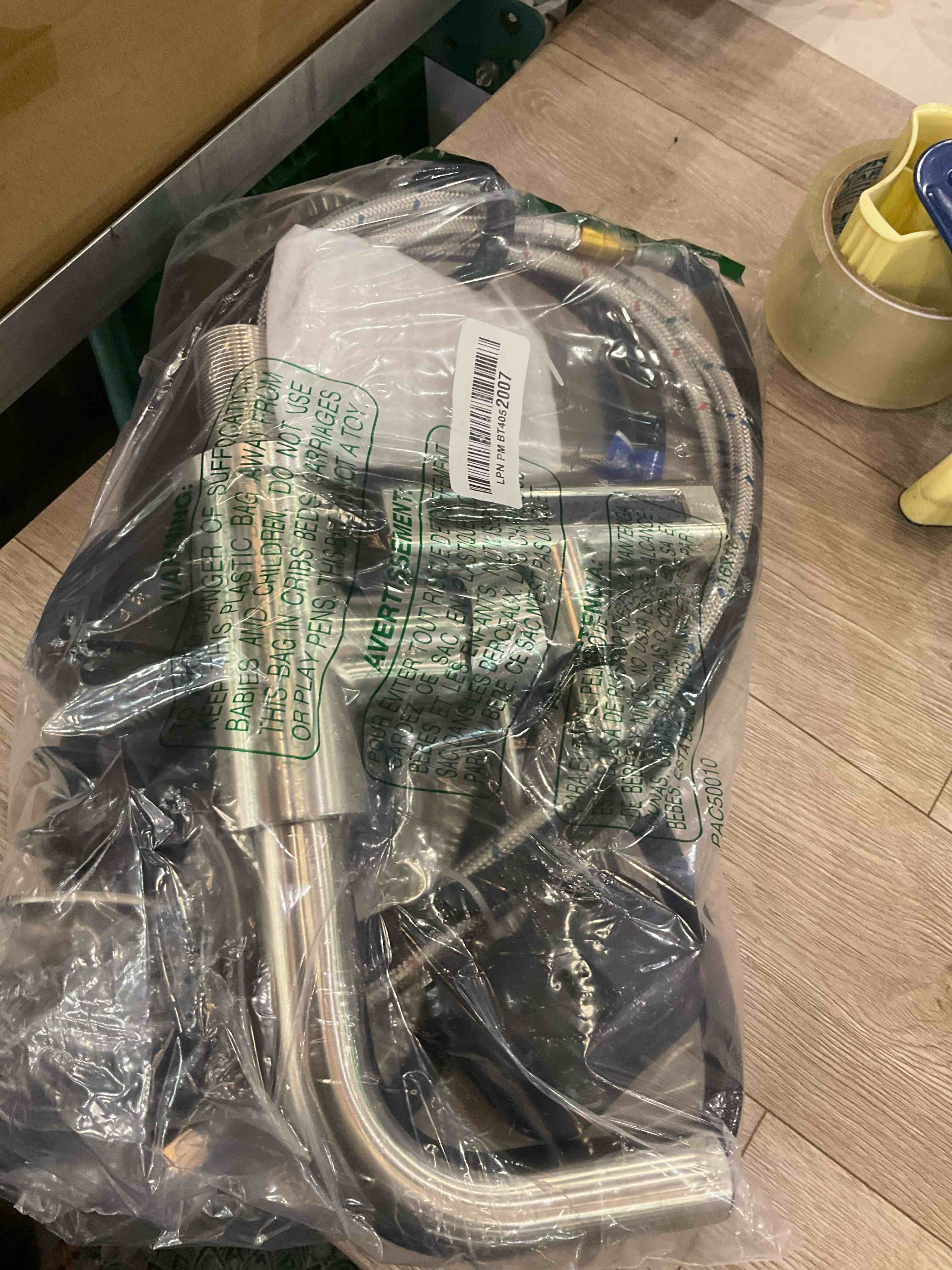 https://s3.amazonaws.com/lotting-images-prod/BargainHunt/EXS01477478_1718730718015.jpeg