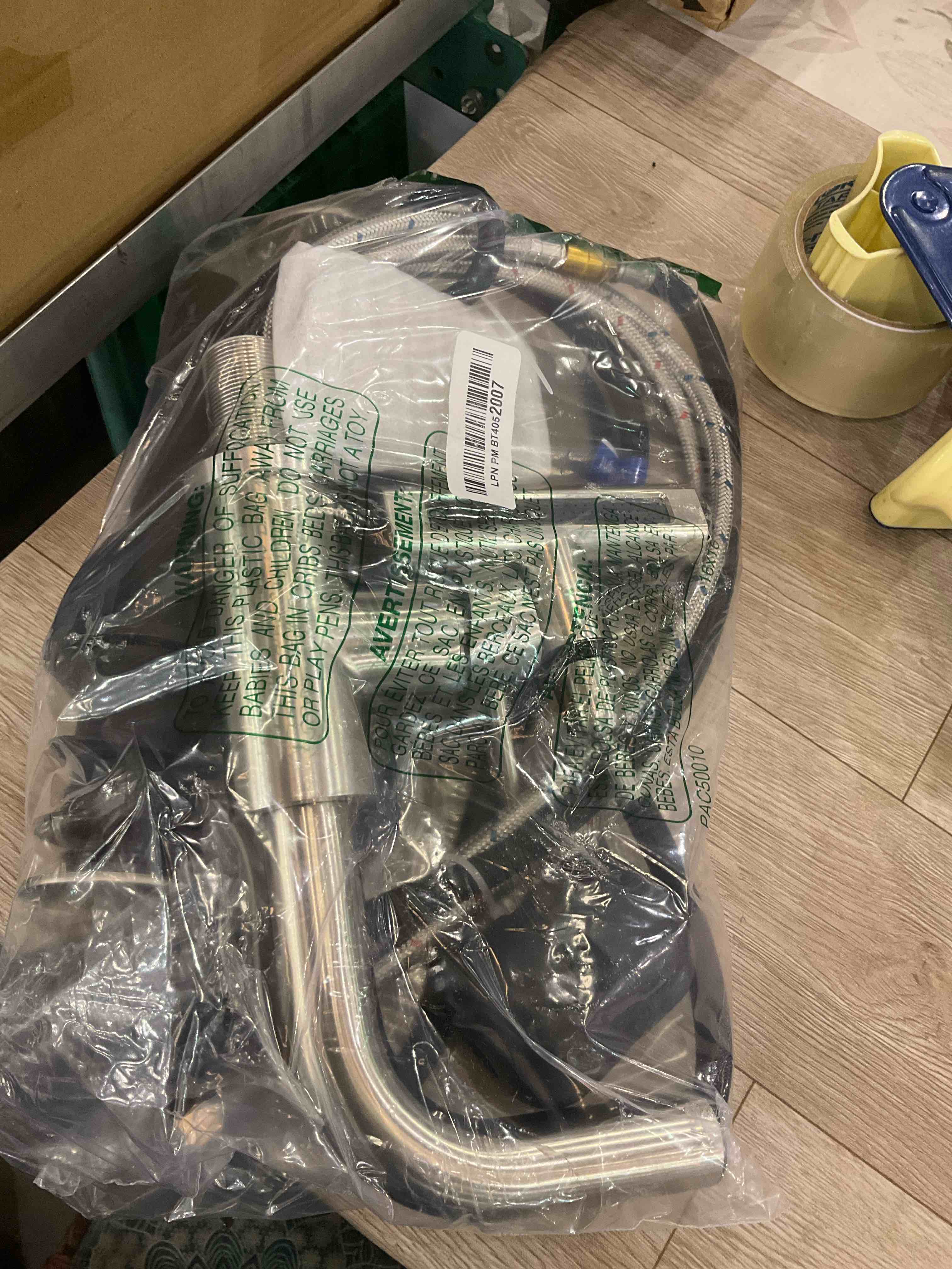https://s3.amazonaws.com/lotting-images-prod/BargainHunt/EXS01477478_1718730720016.jpeg
