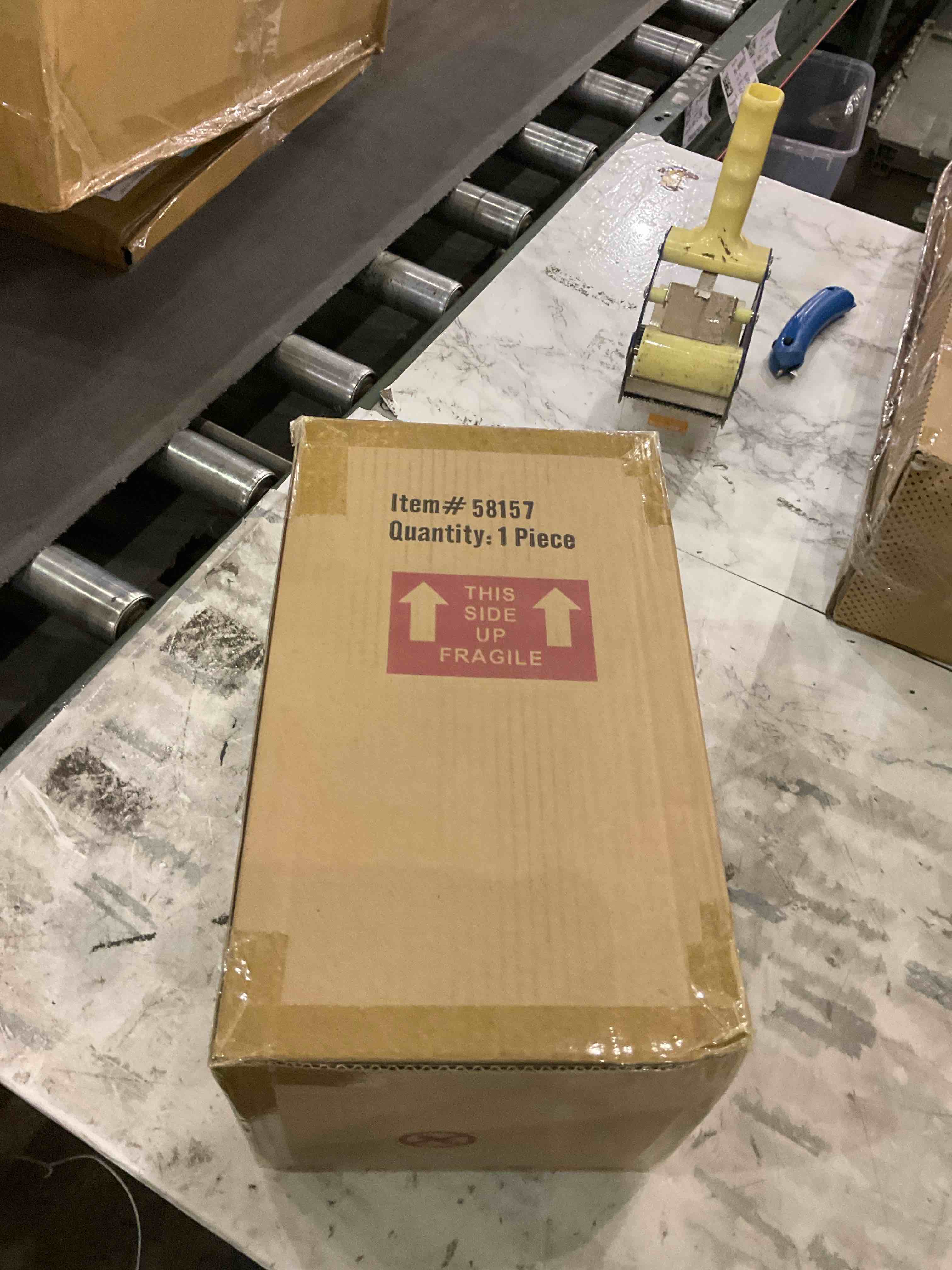 https://s3.amazonaws.com/lotting-images-prod/BargainHunt/EXS01477503_1717594832834.jpeg