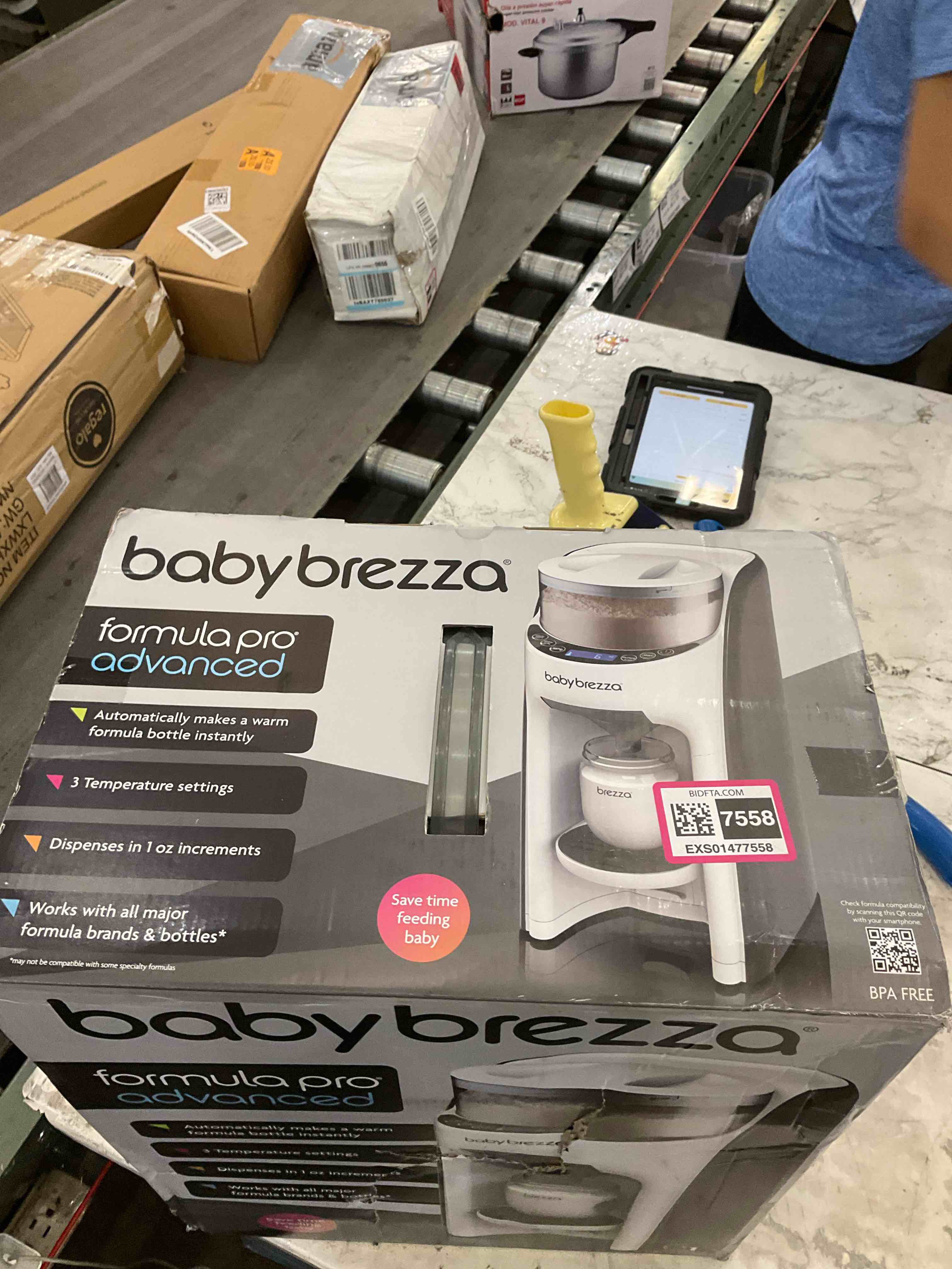 https://s3.amazonaws.com/lotting-images-prod/BargainHunt/EXS01477558_1717605728978.jpeg