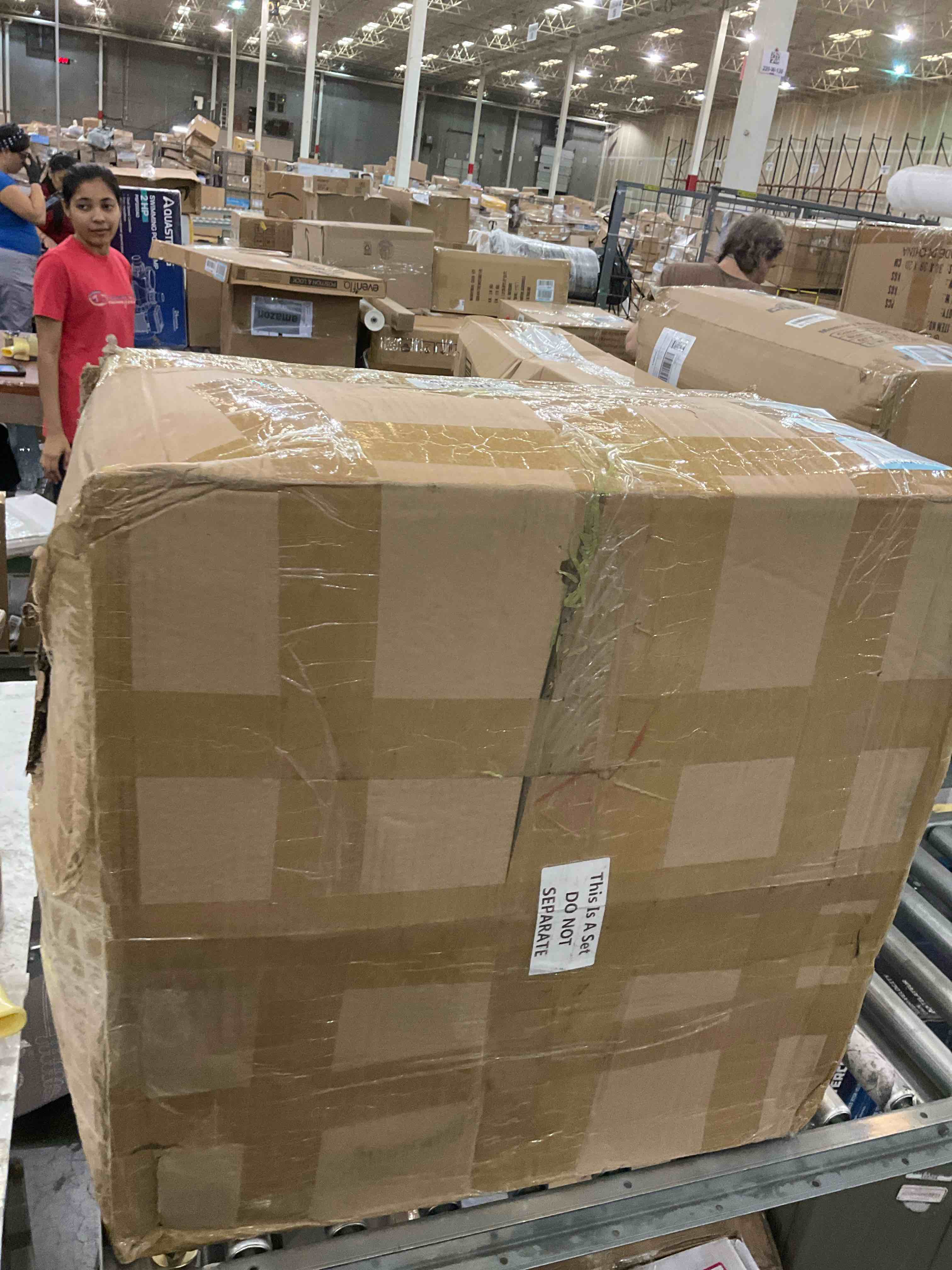 12 Pack Traffic Delineator Post Cones Include Fillable Base Expandable Traffic Safety Barrier 5 Feet Plastic Chain, Industrial Safety Cones Construction Cones for Parking Lot (Yellow and Black)