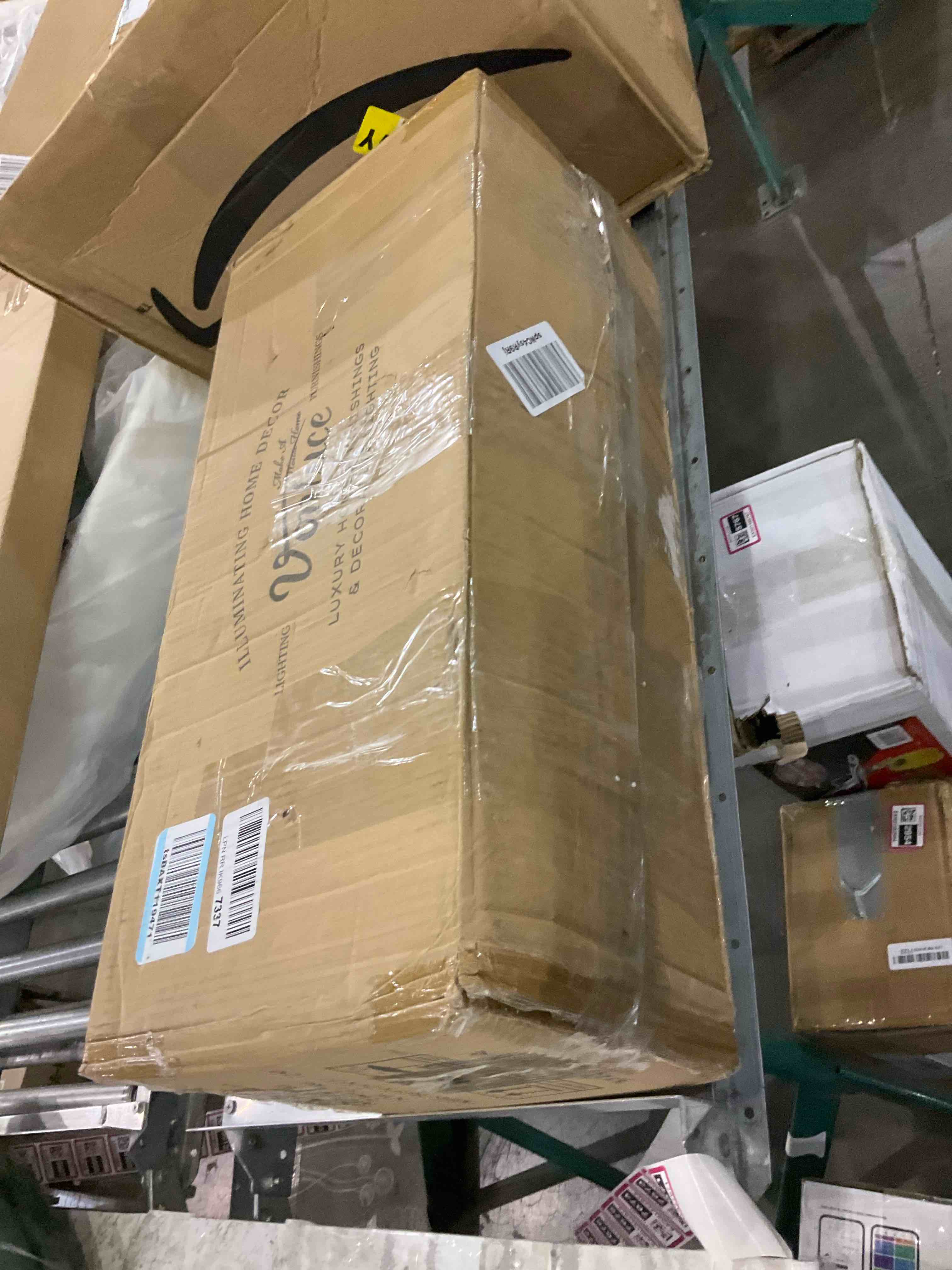 https://s3.amazonaws.com/lotting-images-prod/BargainHunt/EXS01477671_1717676122824.jpeg