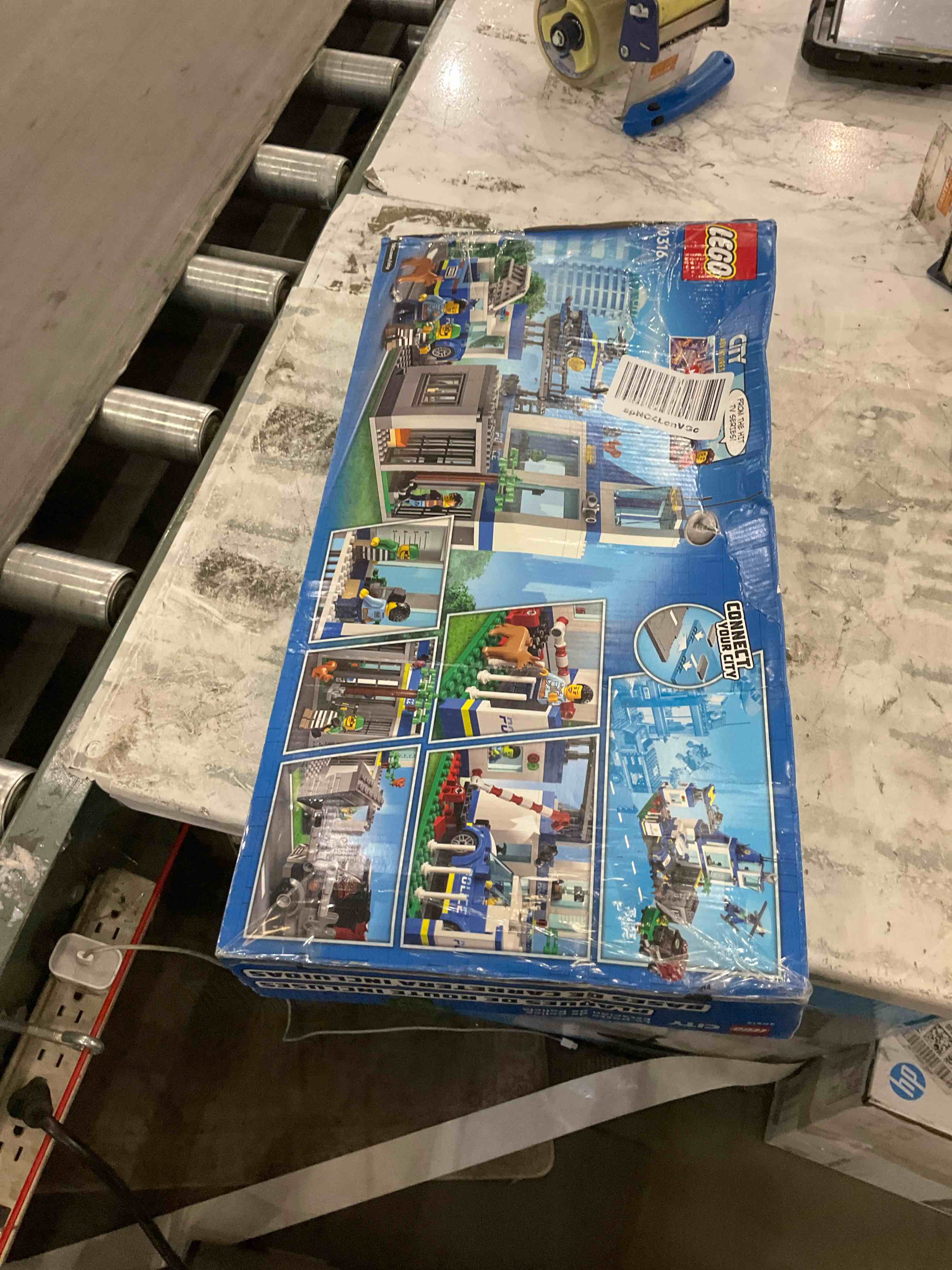 https://s3.amazonaws.com/lotting-images-prod/BargainHunt/EXS01477707_1717681629046.jpeg