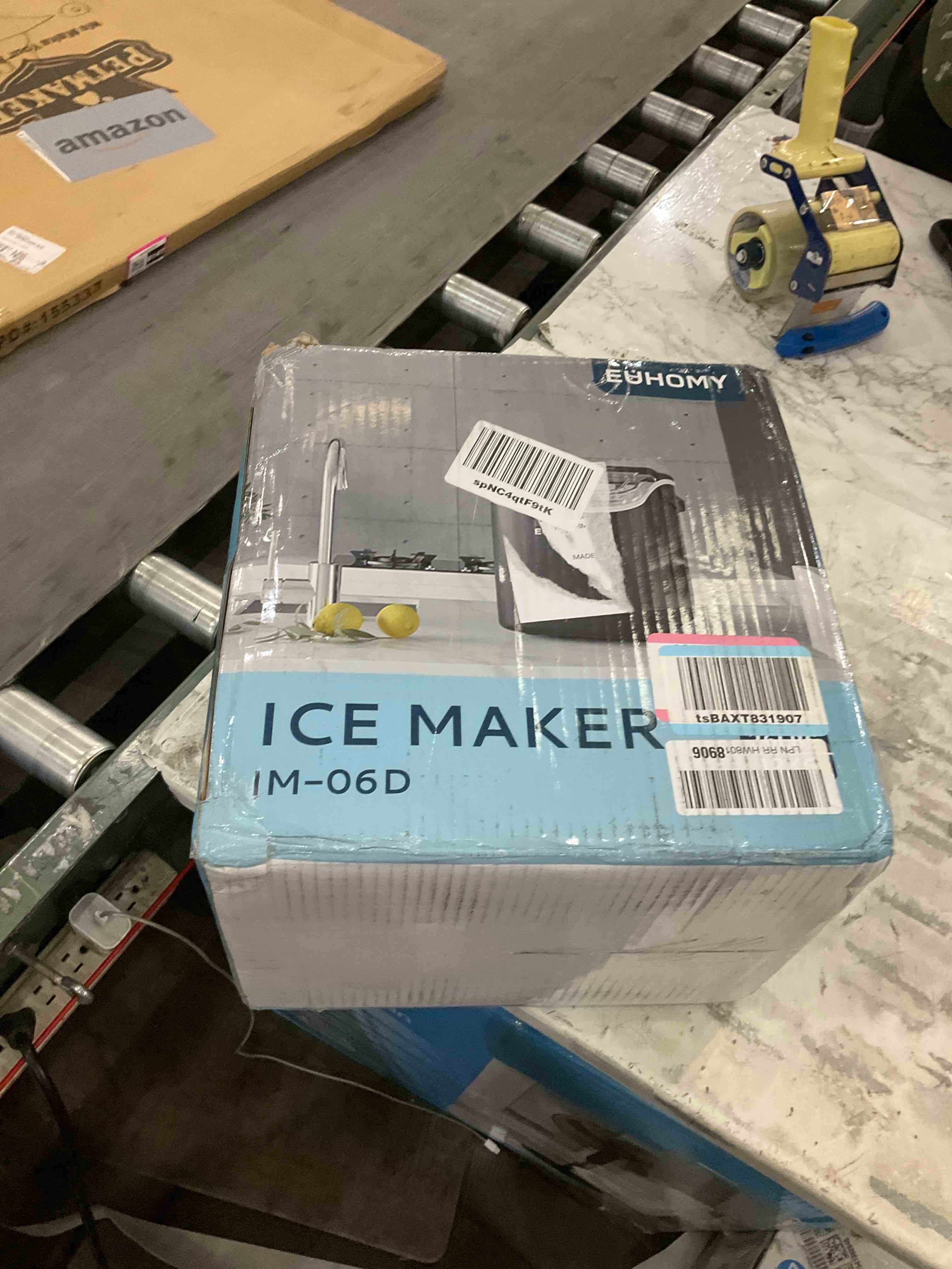 https://s3.amazonaws.com/lotting-images-prod/BargainHunt/EXS01477710_1717681772673.jpeg