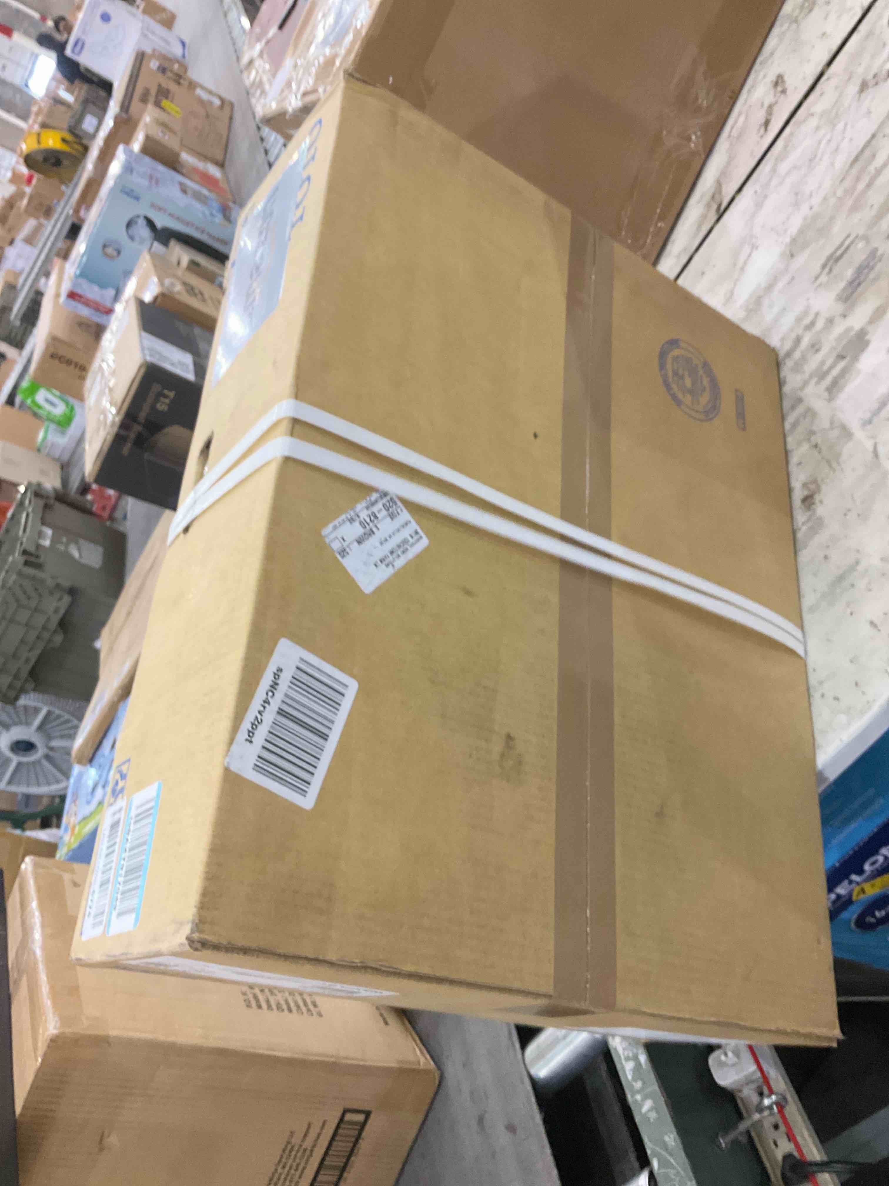 https://s3.amazonaws.com/lotting-images-prod/BargainHunt/EXS01477771_1717688037256.jpeg