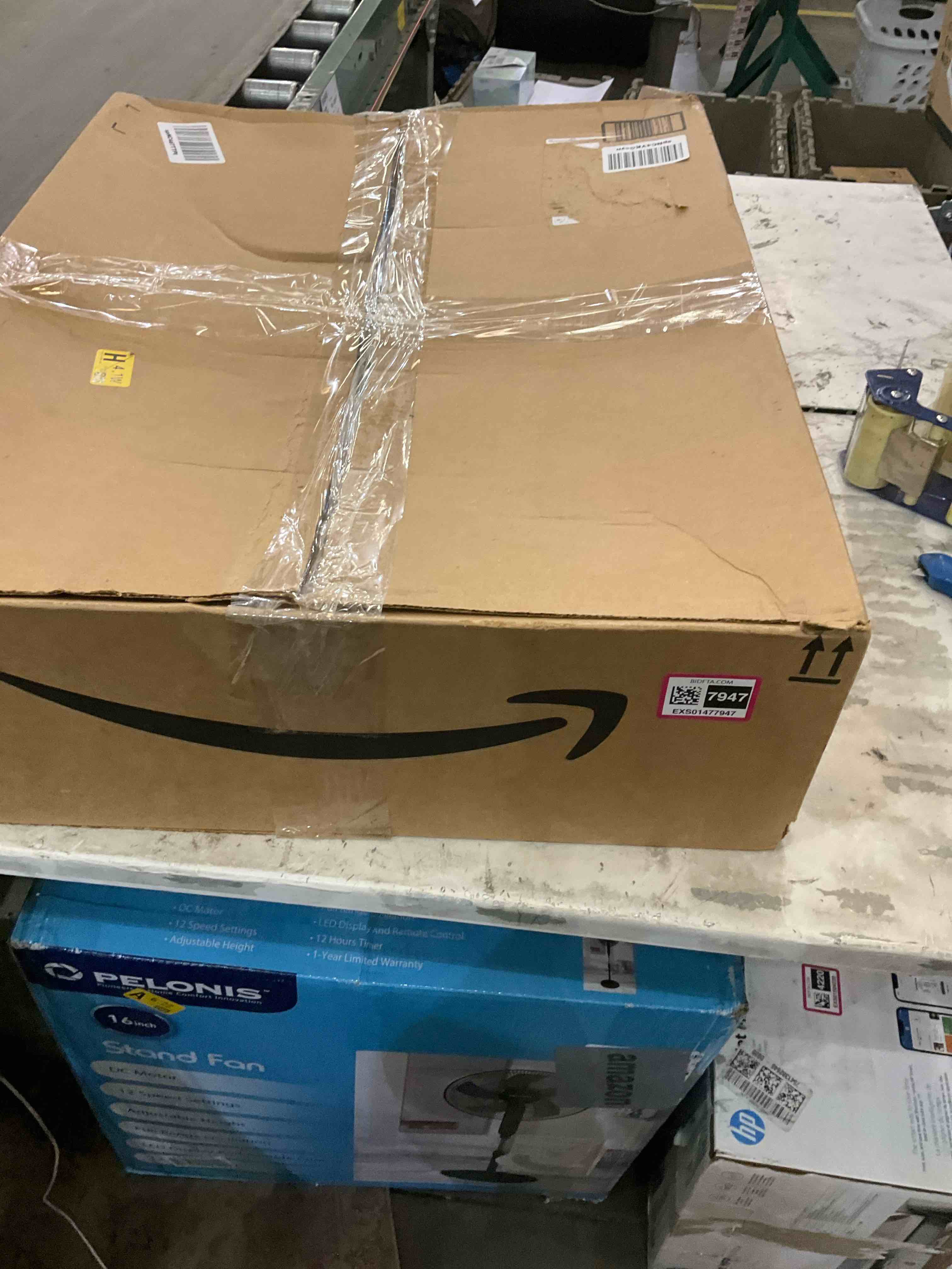 https://s3.amazonaws.com/lotting-images-prod/BargainHunt/EXS01477947_1717769230326.jpeg