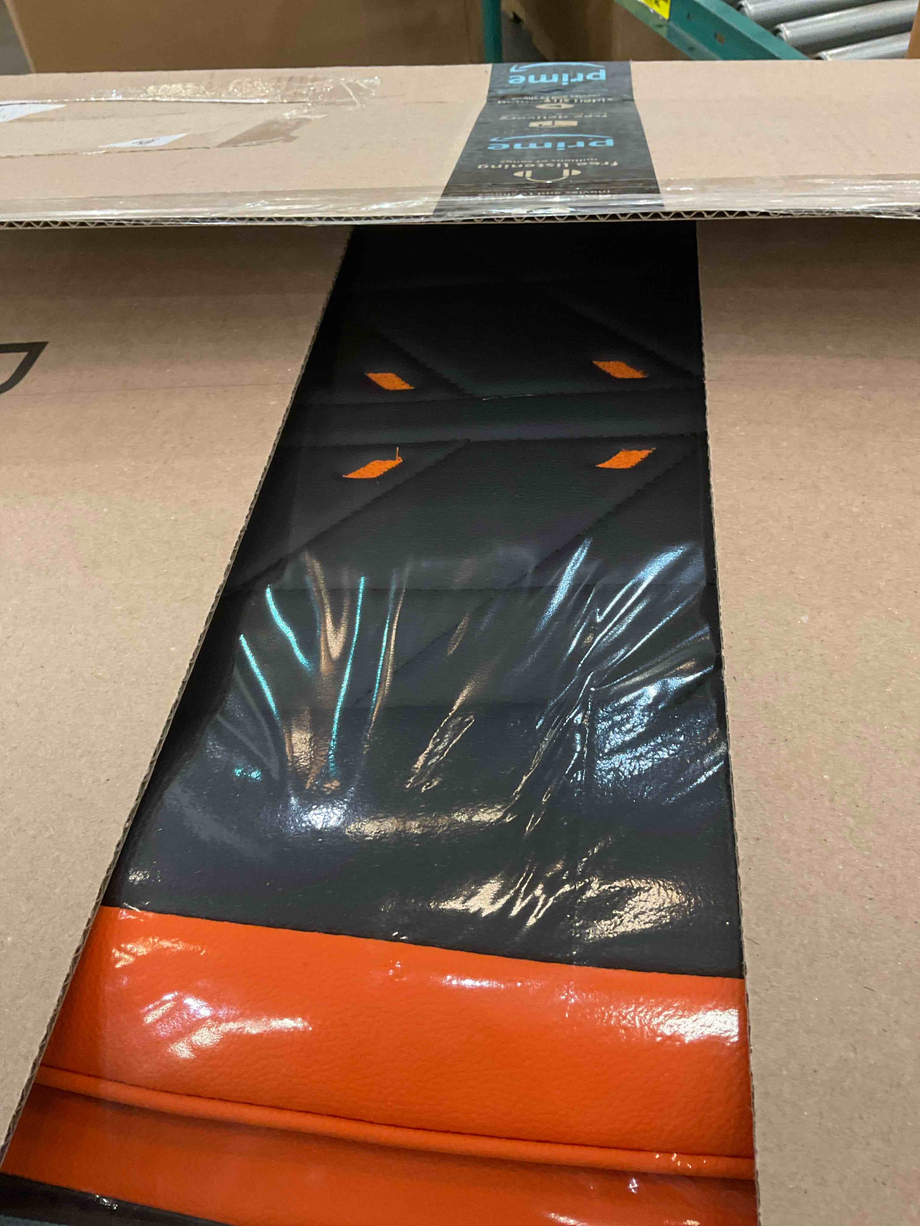 https://s3.amazonaws.com/lotting-images-prod/BargainHunt/EXS01478182_1718131325388.jpeg