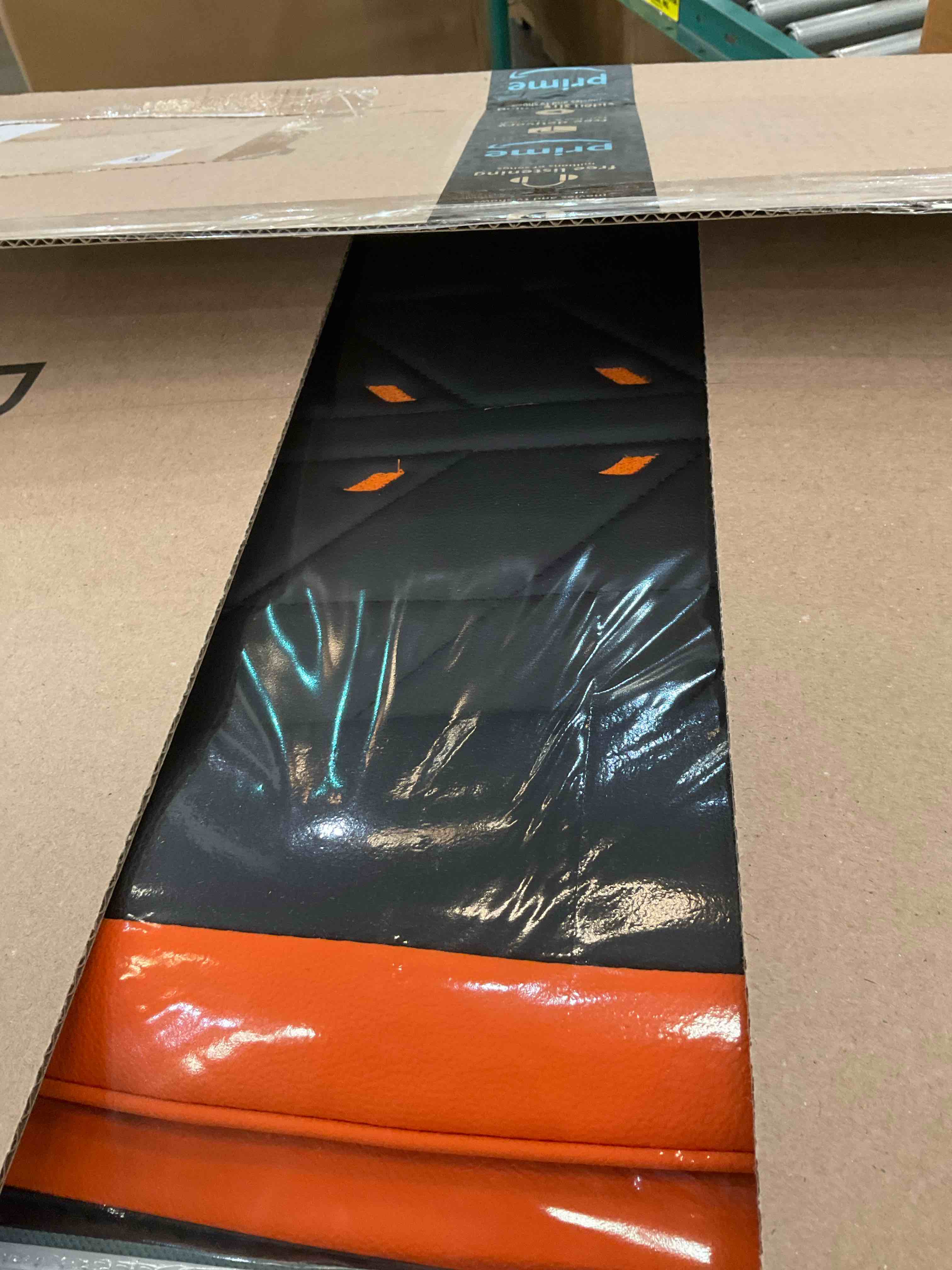 https://s3.amazonaws.com/lotting-images-prod/BargainHunt/EXS01478182_1718131326425.jpeg