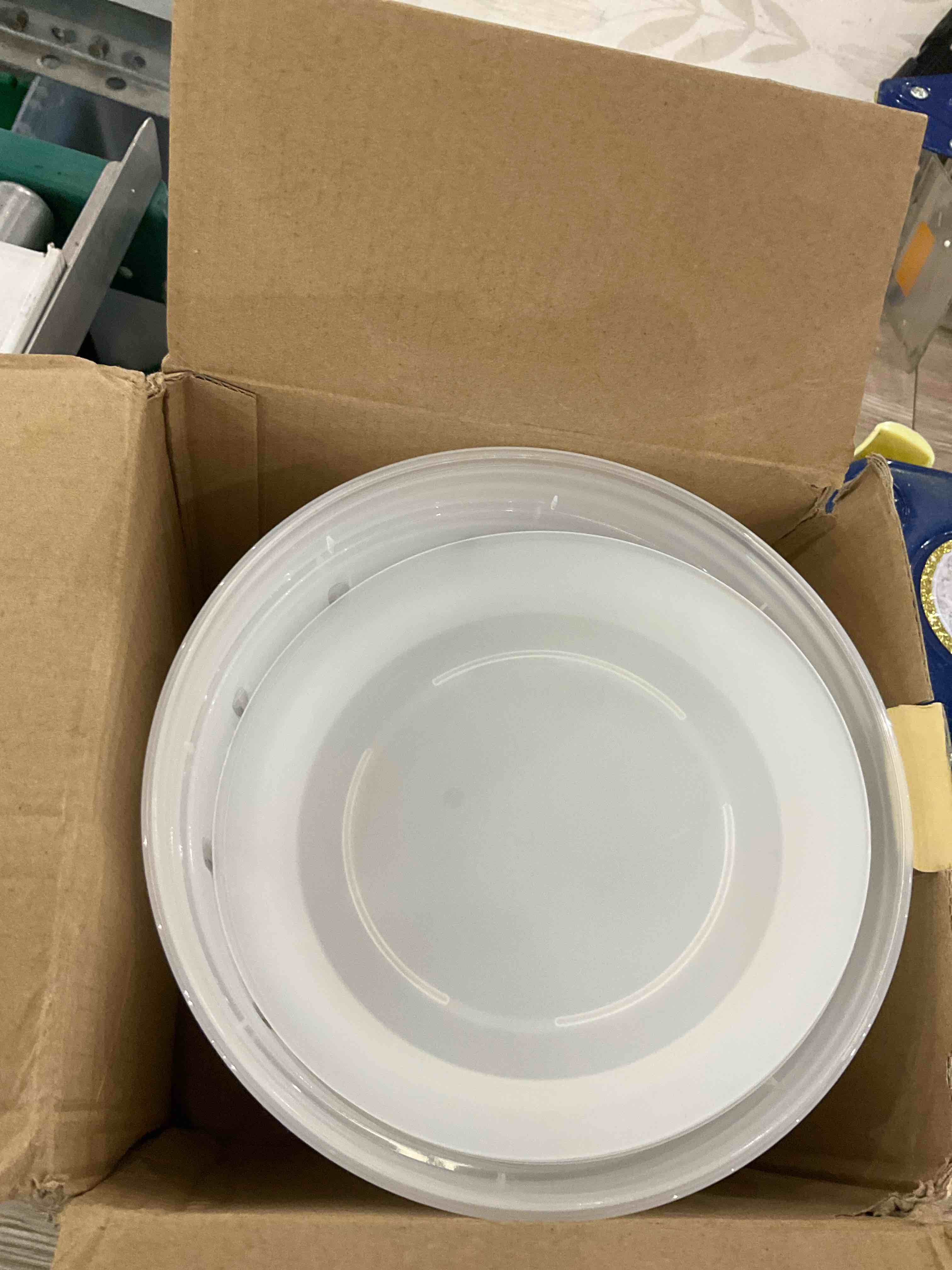 https://s3.amazonaws.com/lotting-images-prod/BargainHunt/EXS01478229_1718194573494.jpeg