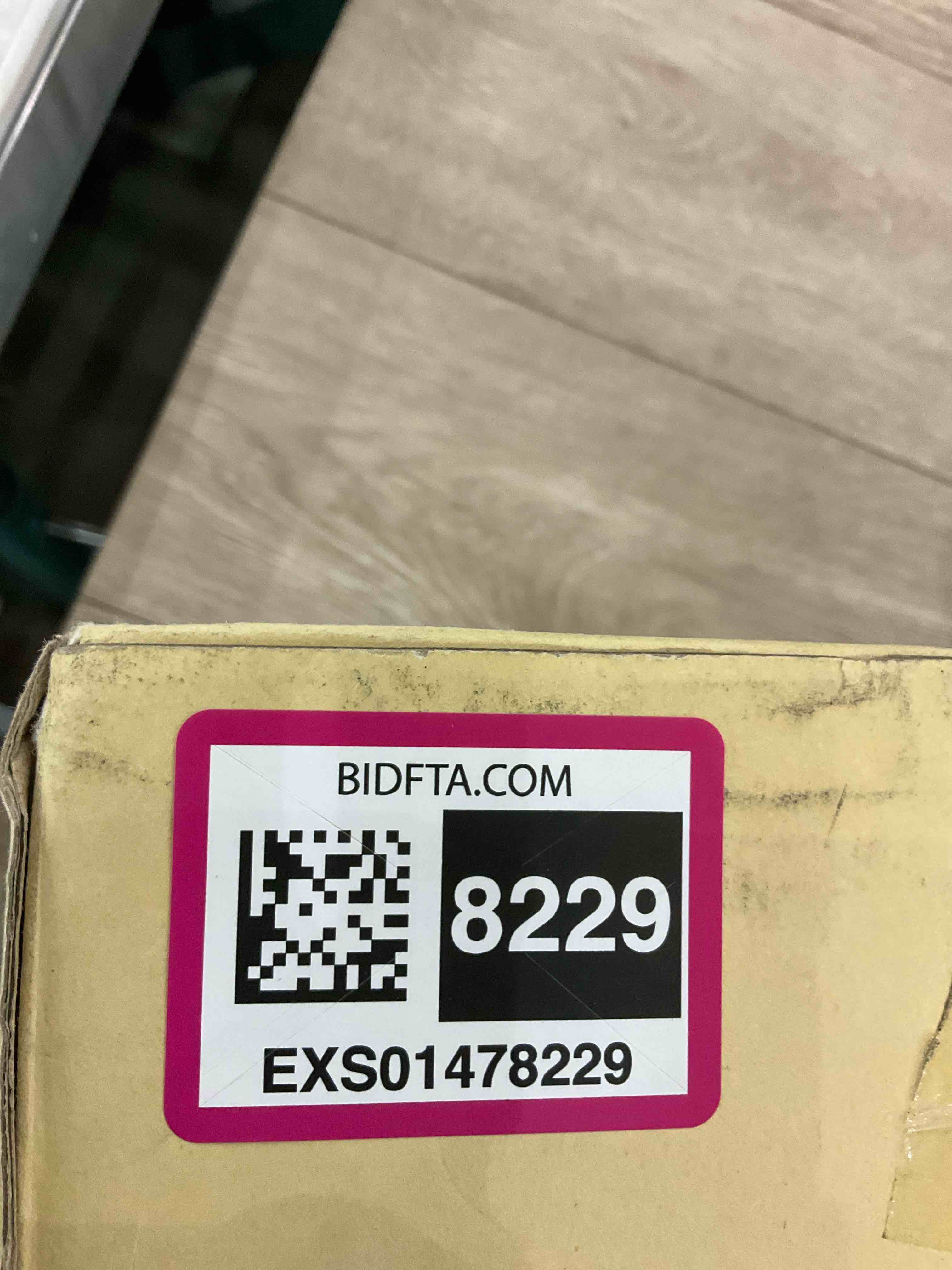 https://s3.amazonaws.com/lotting-images-prod/BargainHunt/EXS01478229_1718194599471.jpeg