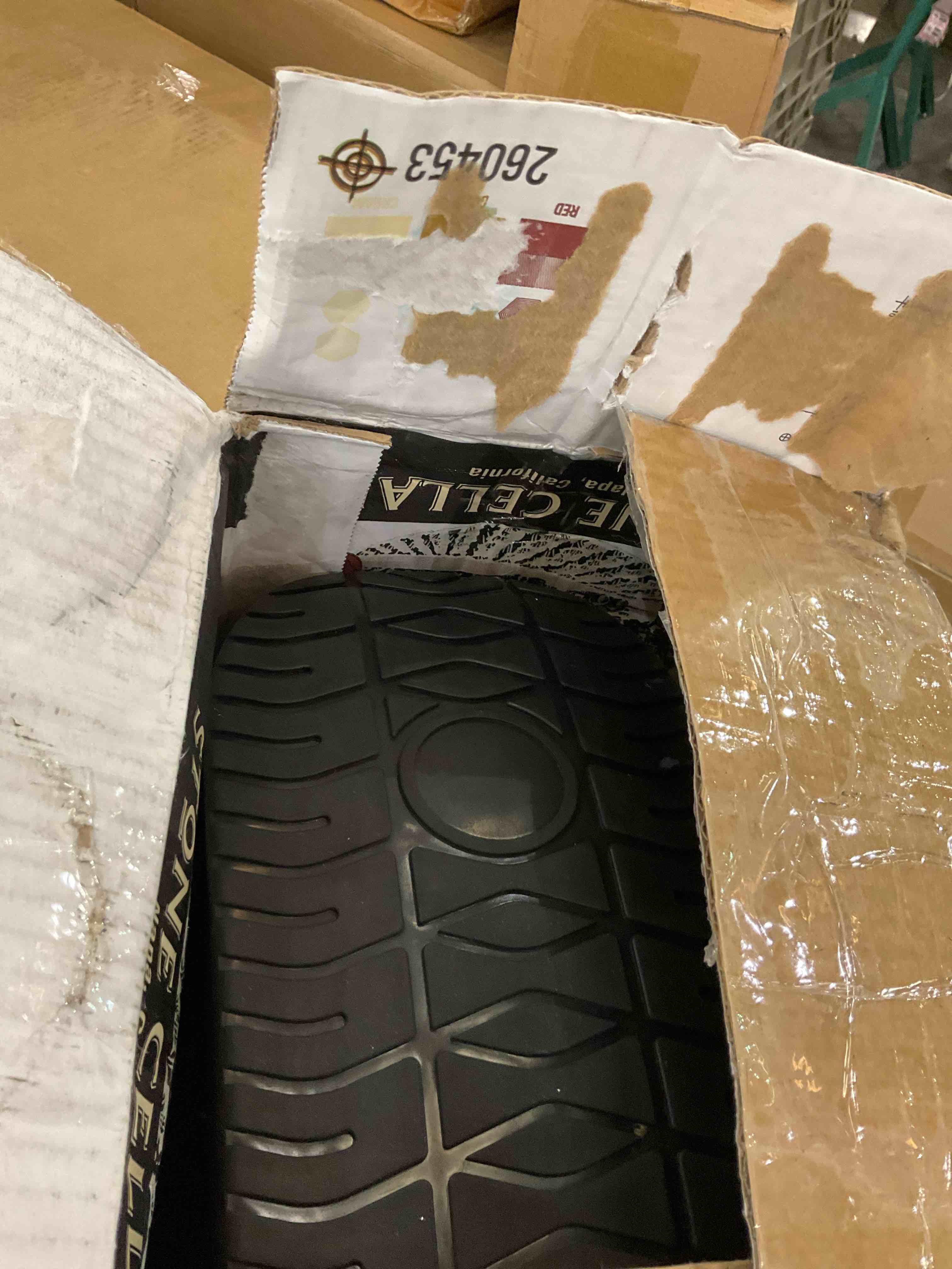 https://s3.amazonaws.com/lotting-images-prod/BargainHunt/EXS01478252_1718199319592.jpeg