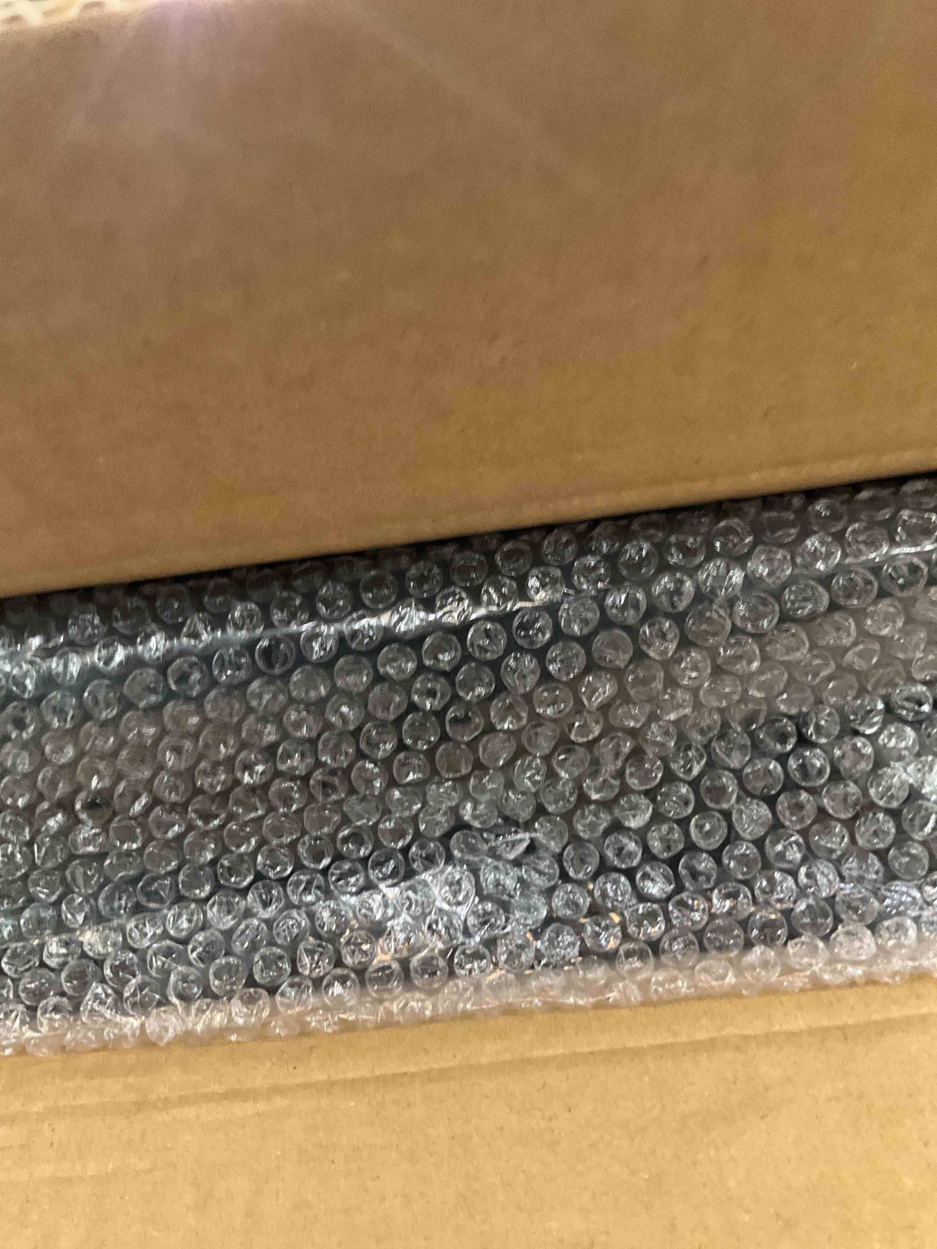 https://s3.amazonaws.com/lotting-images-prod/BargainHunt/EXS01478347_1718213503493.jpeg