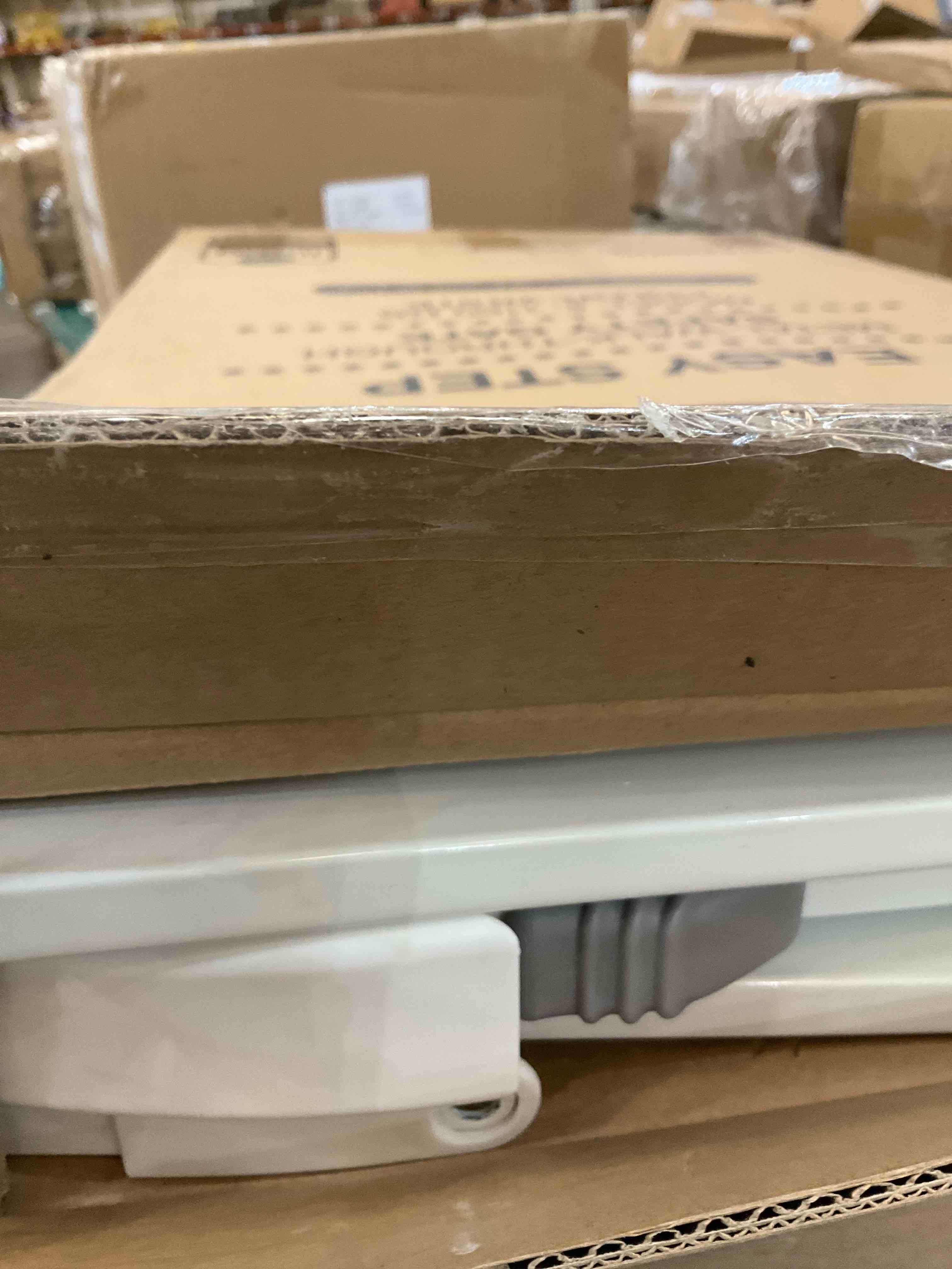 https://s3.amazonaws.com/lotting-images-prod/BargainHunt/EXS01478349_1718213764250.jpeg