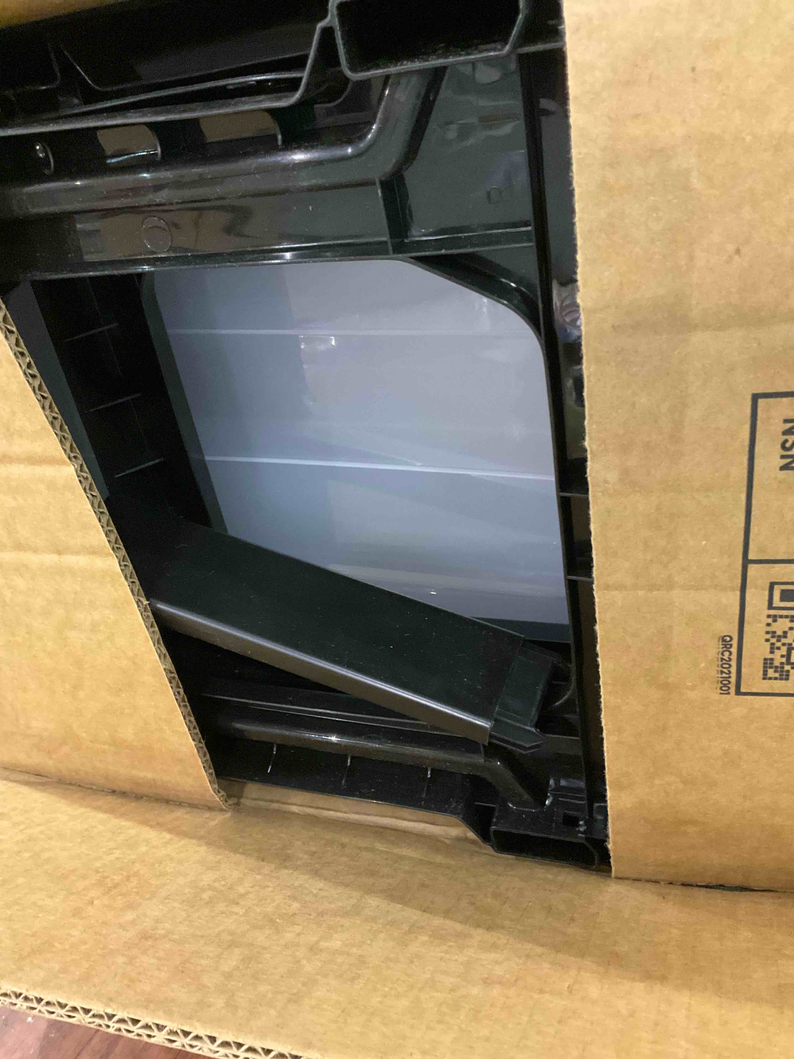 https://s3.amazonaws.com/lotting-images-prod/BargainHunt/EXS01479115_1717675708042.jpeg