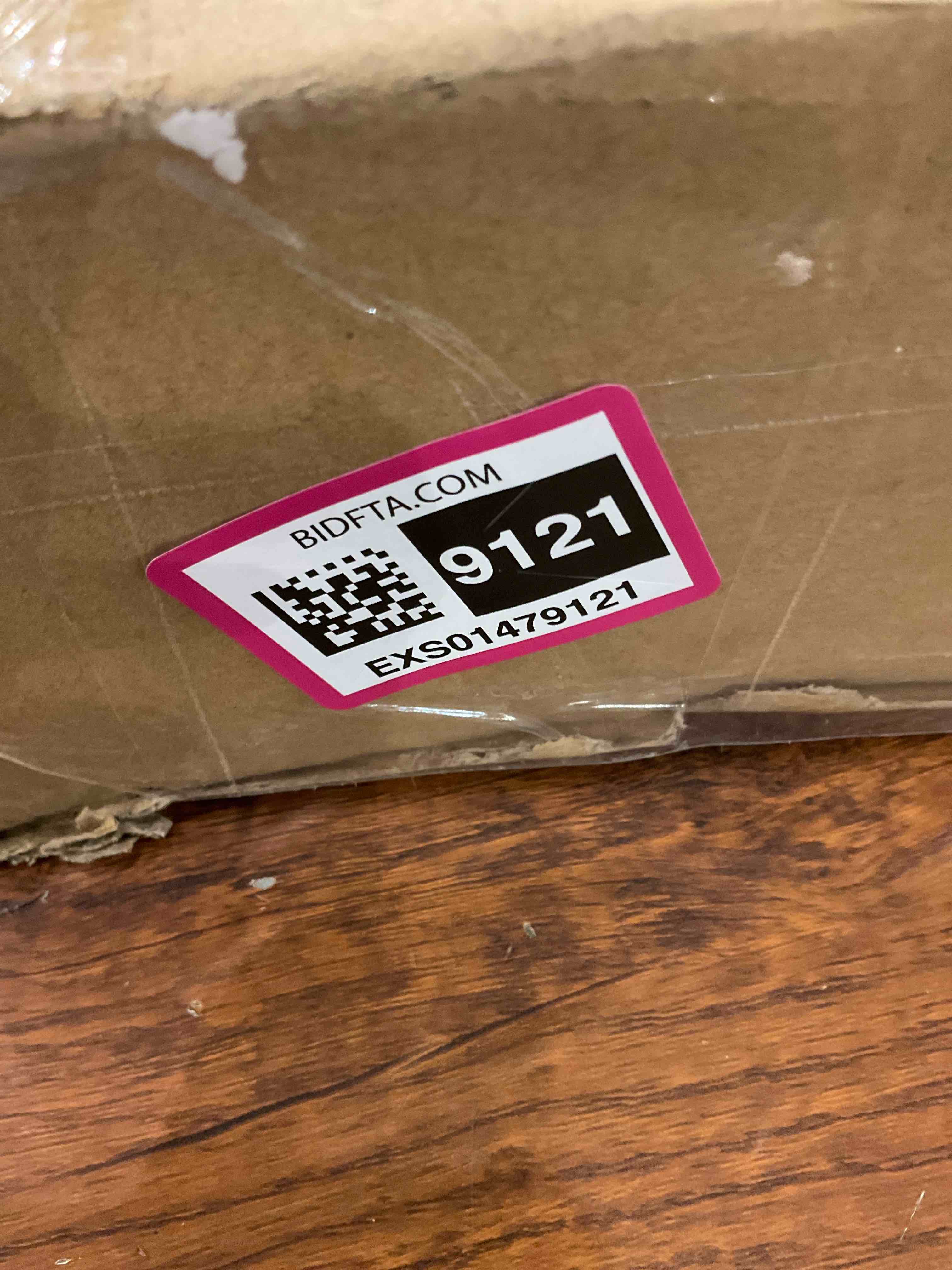 https://s3.amazonaws.com/lotting-images-prod/BargainHunt/EXS01479121_1717676704007.jpeg