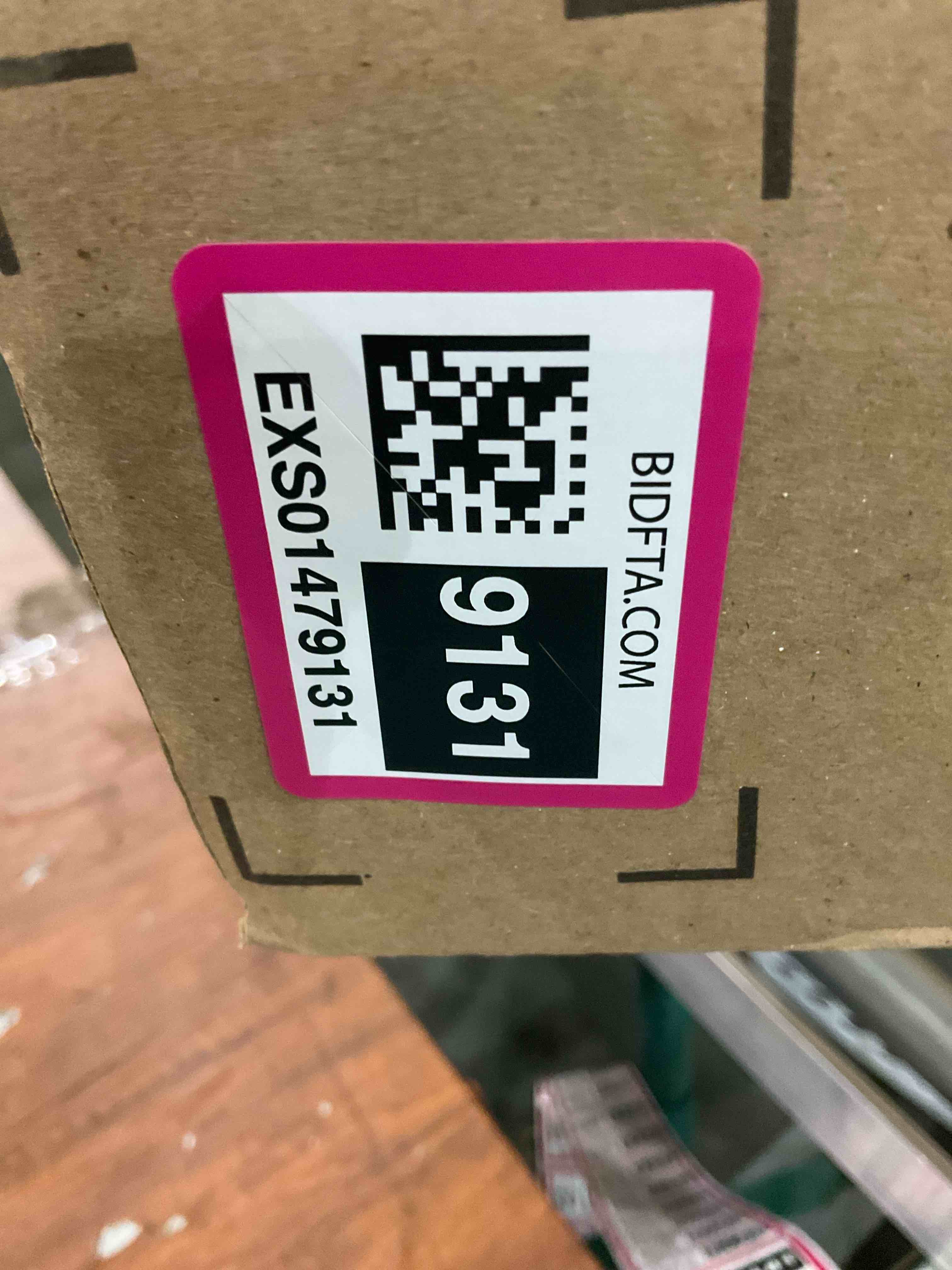 https://s3.amazonaws.com/lotting-images-prod/BargainHunt/EXS01479131_1717677750562.jpeg