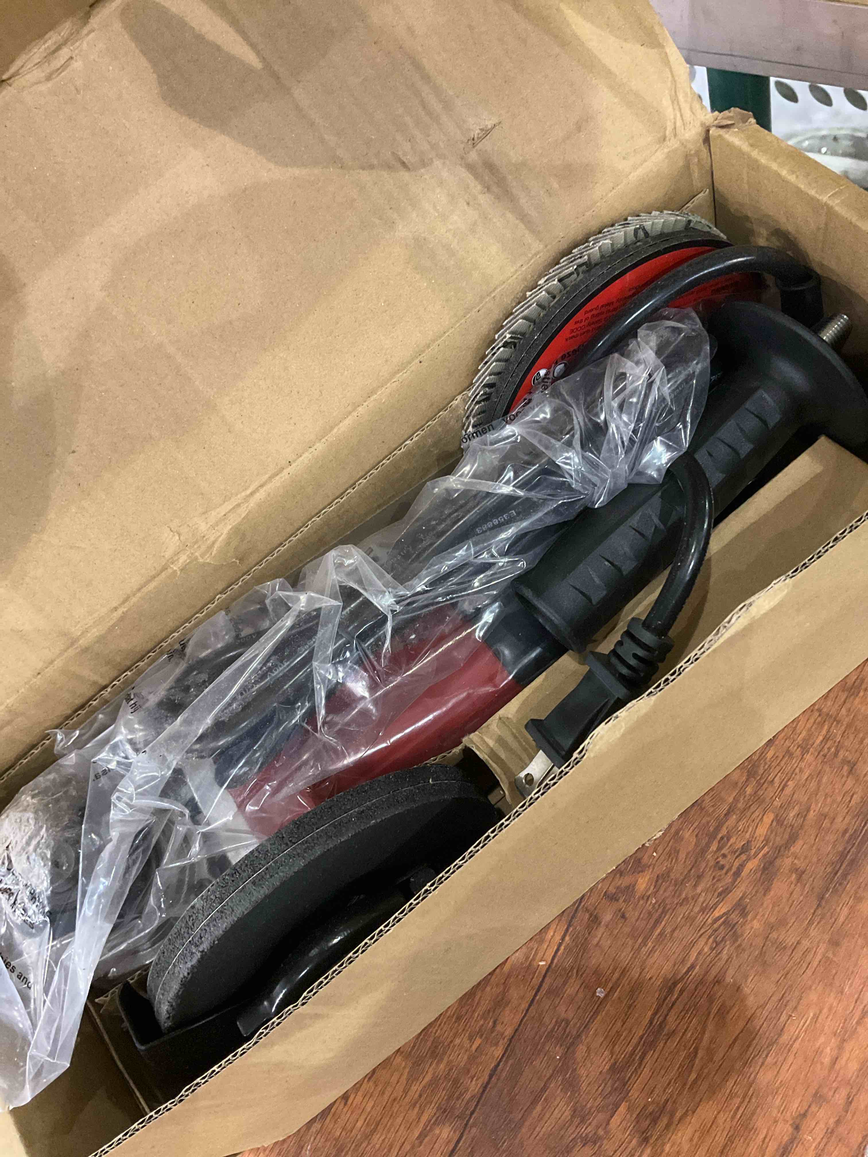 https://s3.amazonaws.com/lotting-images-prod/BargainHunt/EXS01479374_1718104647560.jpeg