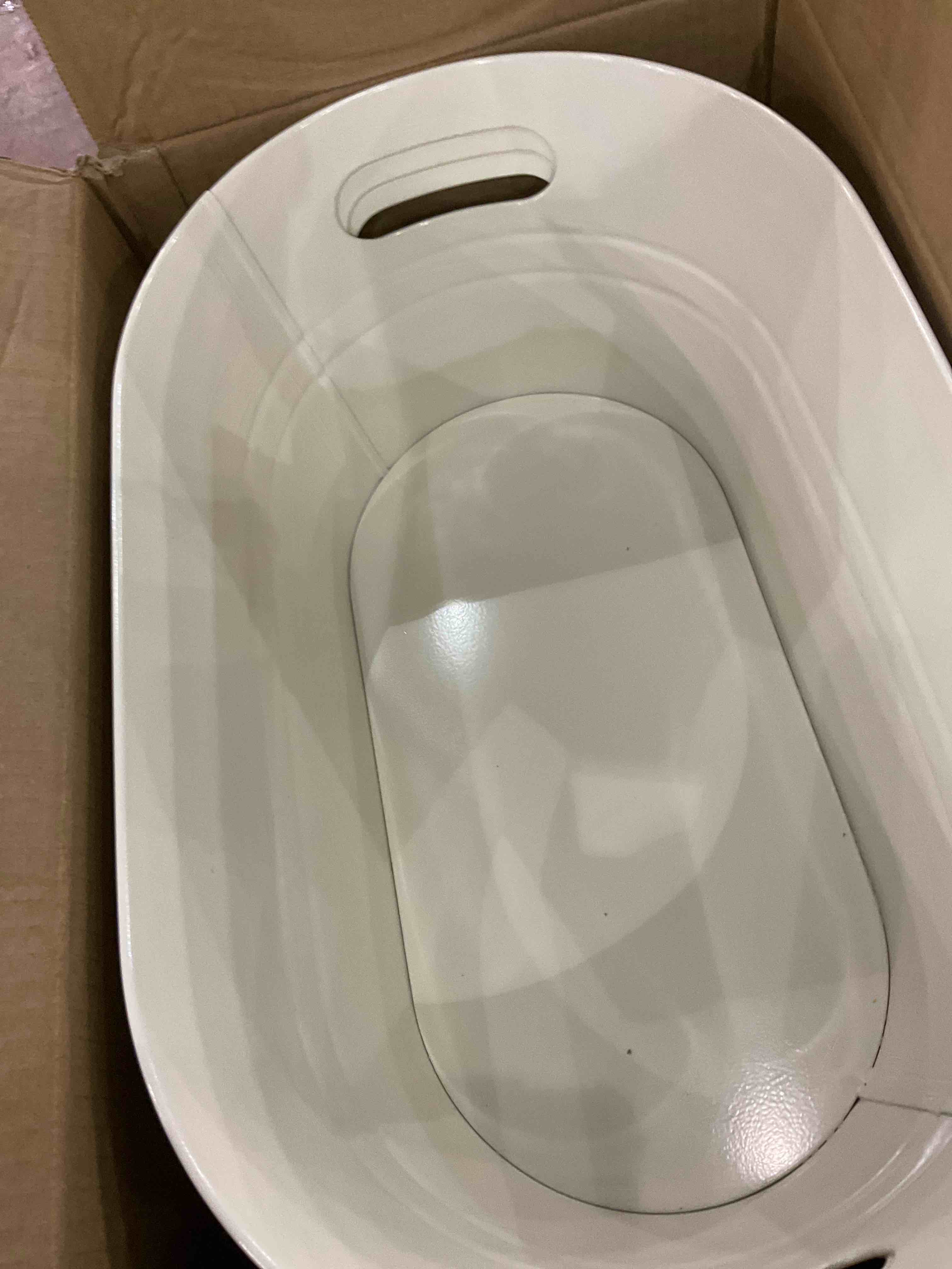 https://s3.amazonaws.com/lotting-images-prod/BargainHunt/EXS01479376_1718104869158.jpeg