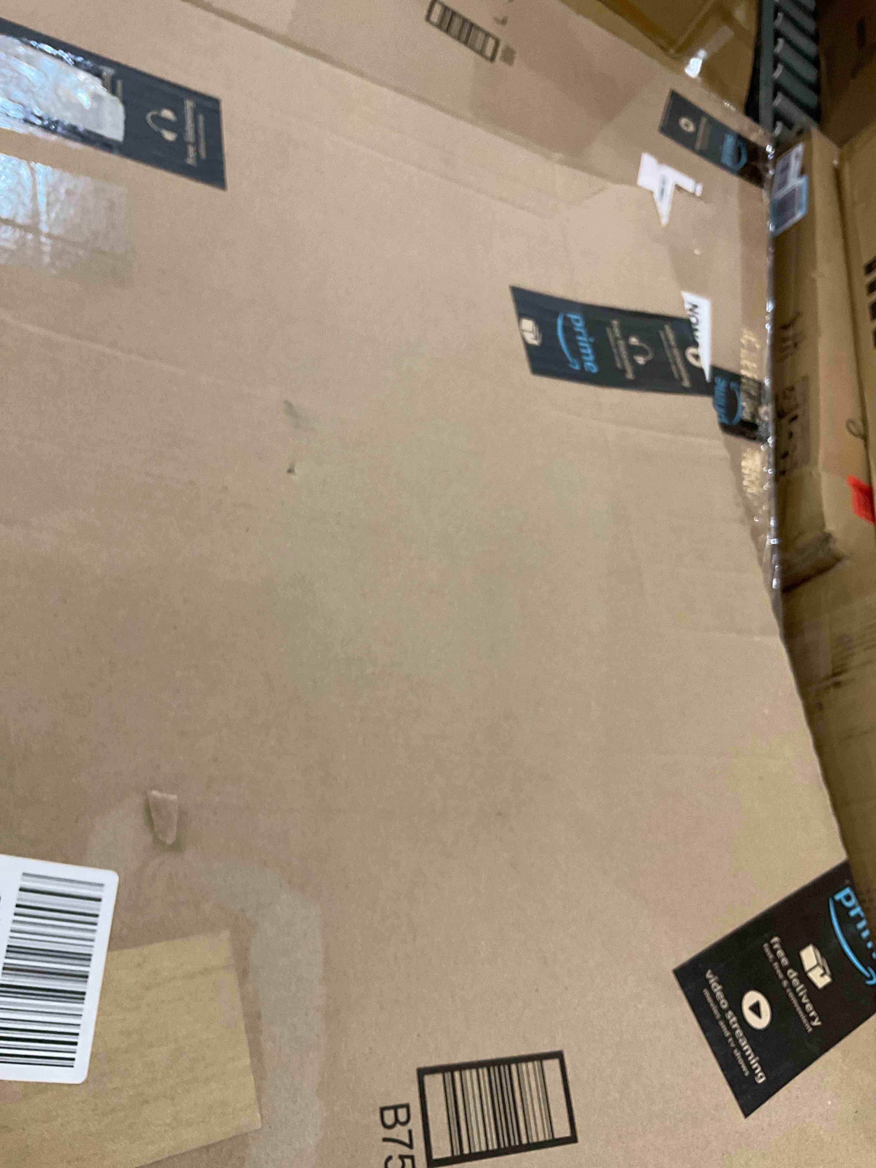 https://s3.amazonaws.com/lotting-images-prod/BargainHunt/EXS01479647_1717521684472.jpeg