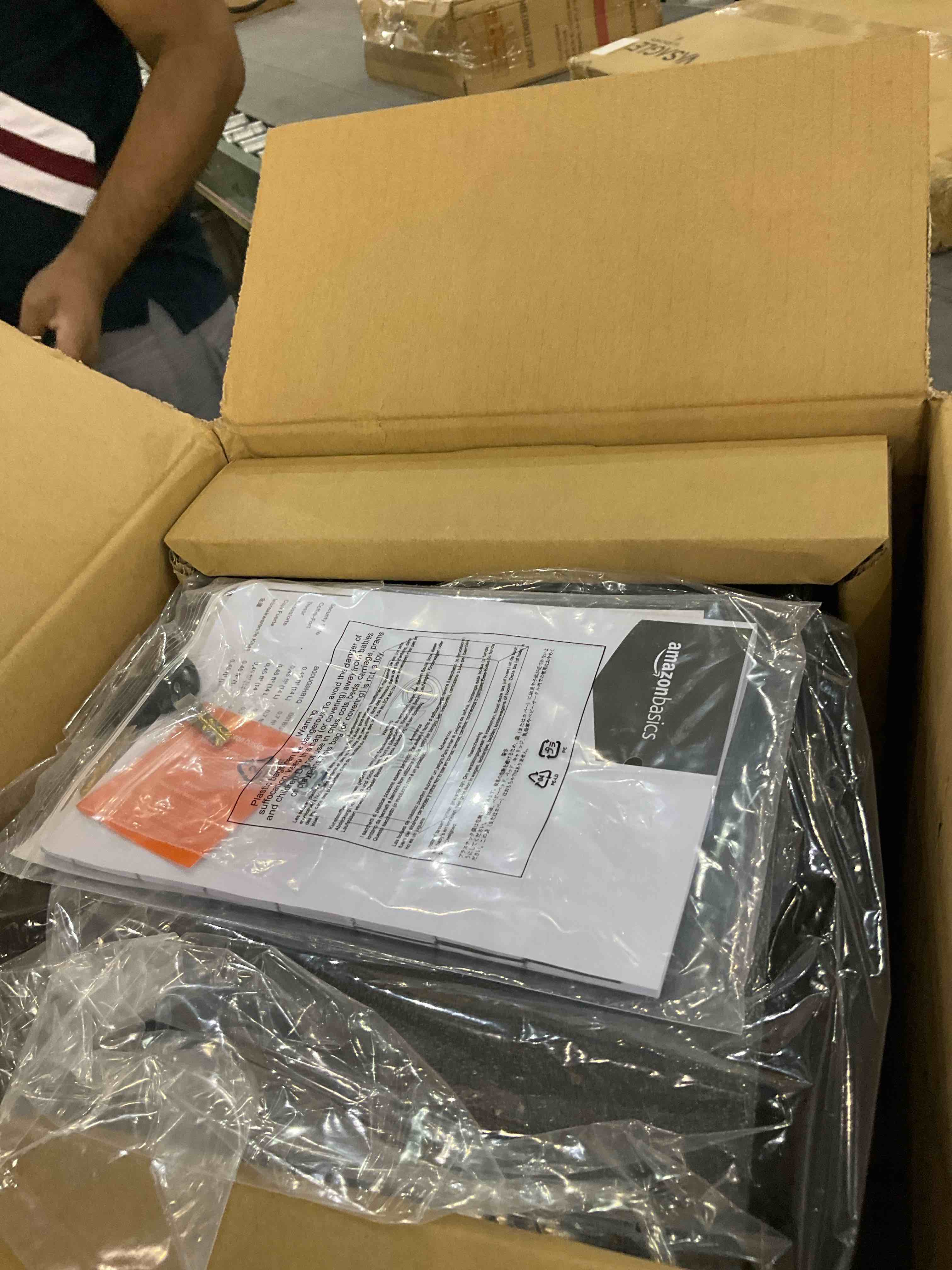 https://s3.amazonaws.com/lotting-images-prod/BargainHunt/EXS01479682_1717586277756.jpeg