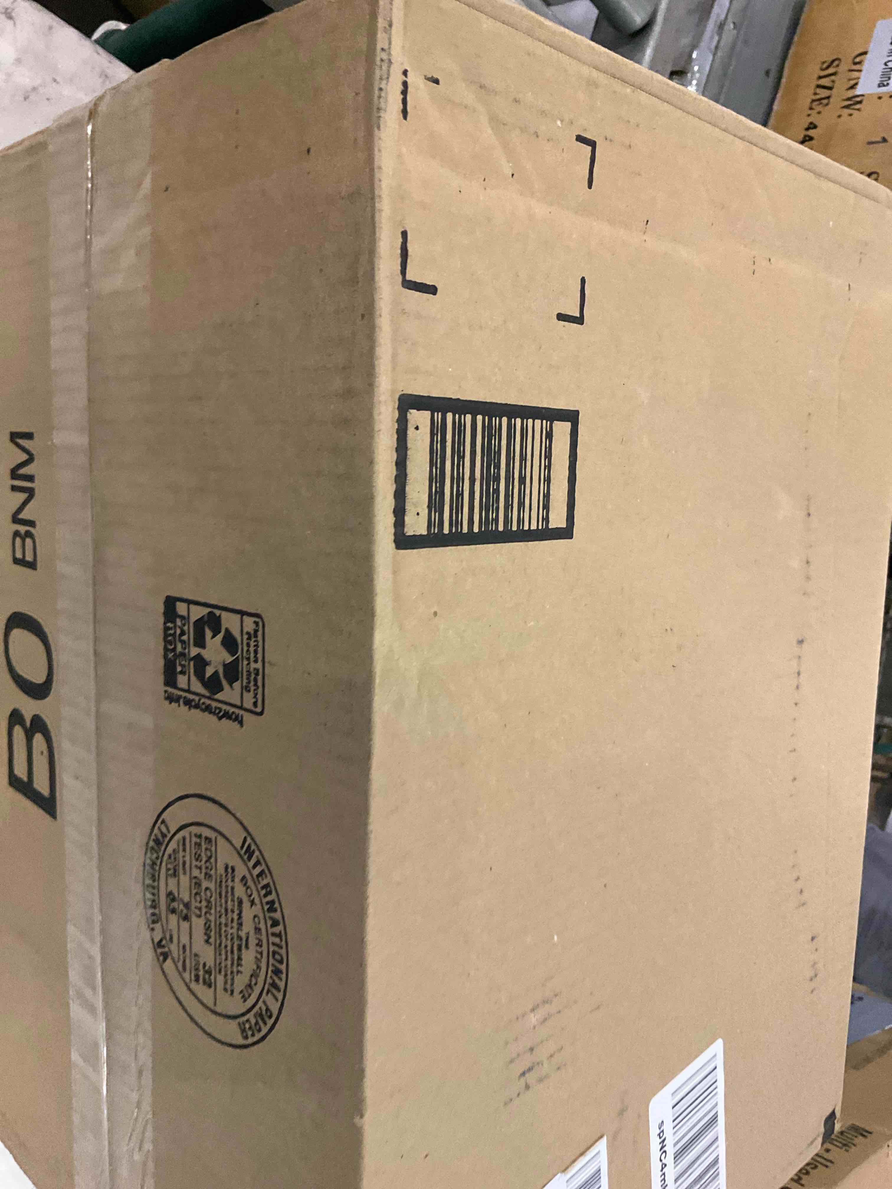 https://s3.amazonaws.com/lotting-images-prod/BargainHunt/EXS01479687_1717586634250.jpeg