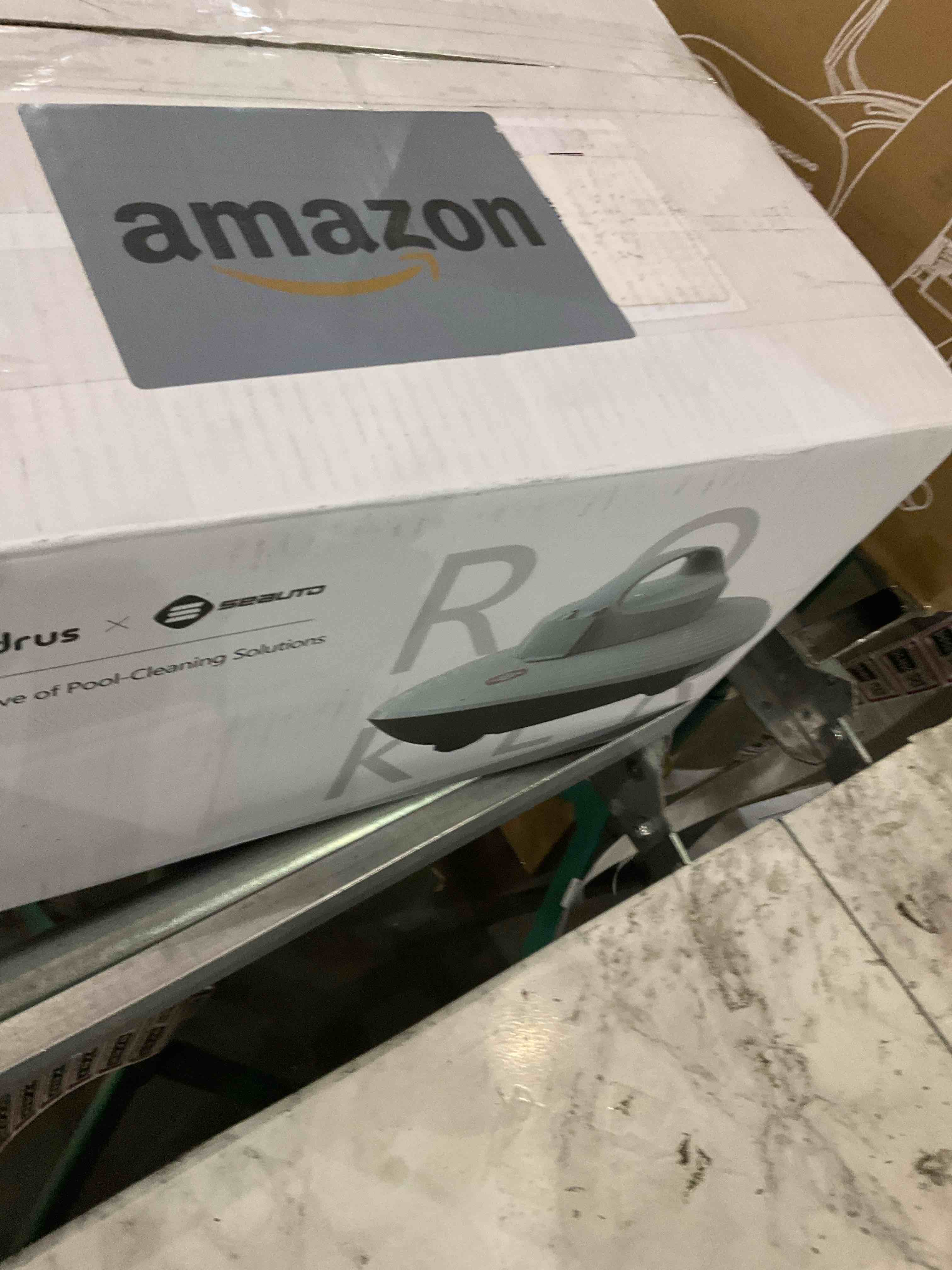 https://s3.amazonaws.com/lotting-images-prod/BargainHunt/EXS01479734_1717594972644.jpeg