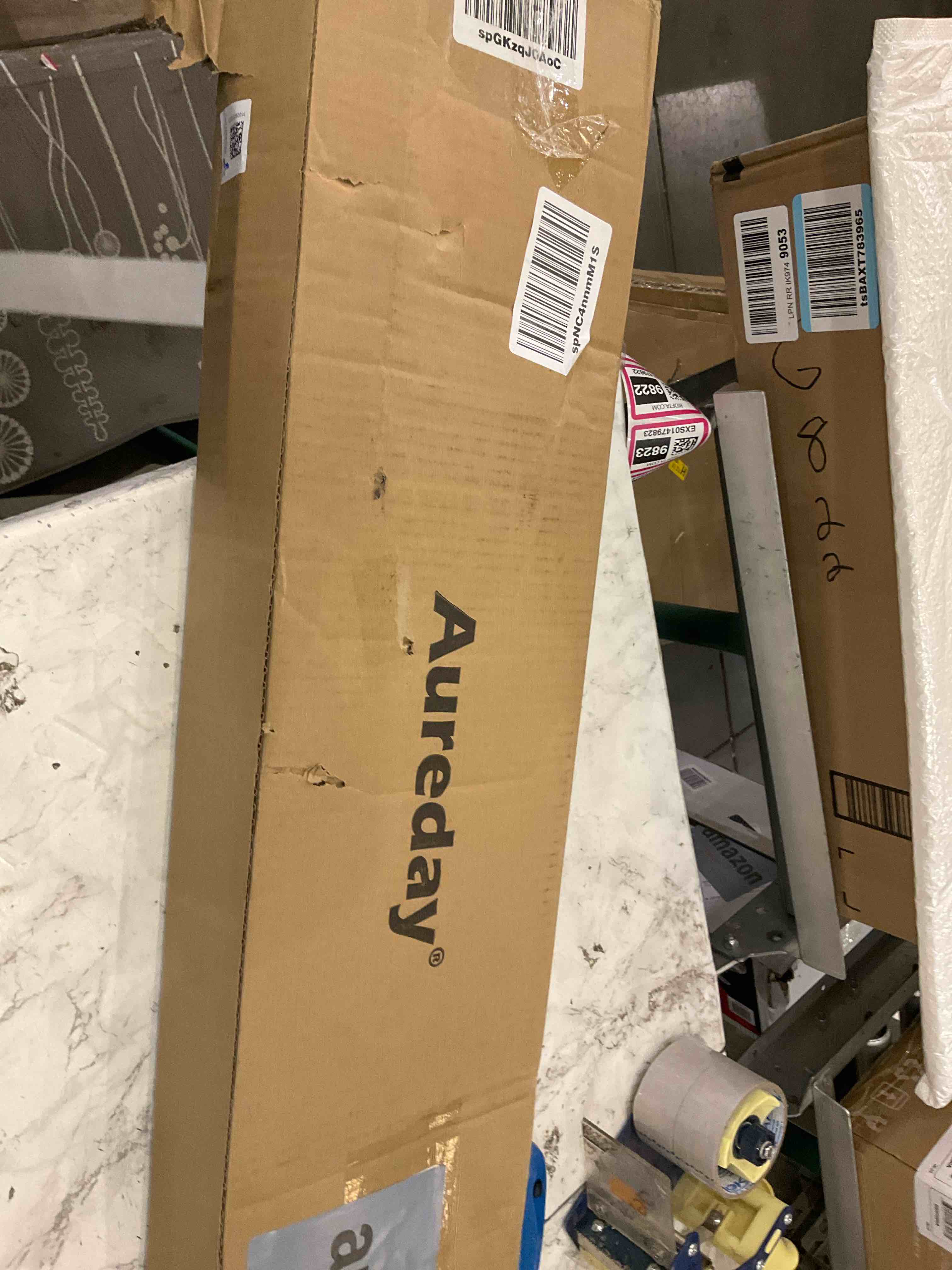 https://s3.amazonaws.com/lotting-images-prod/BargainHunt/EXS01479816_1717607013852.jpeg